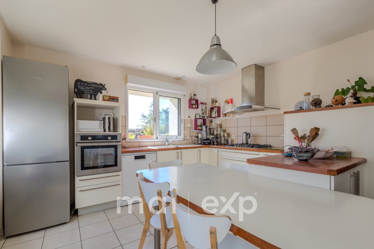 Maison à vendre à Étel, 156 m²