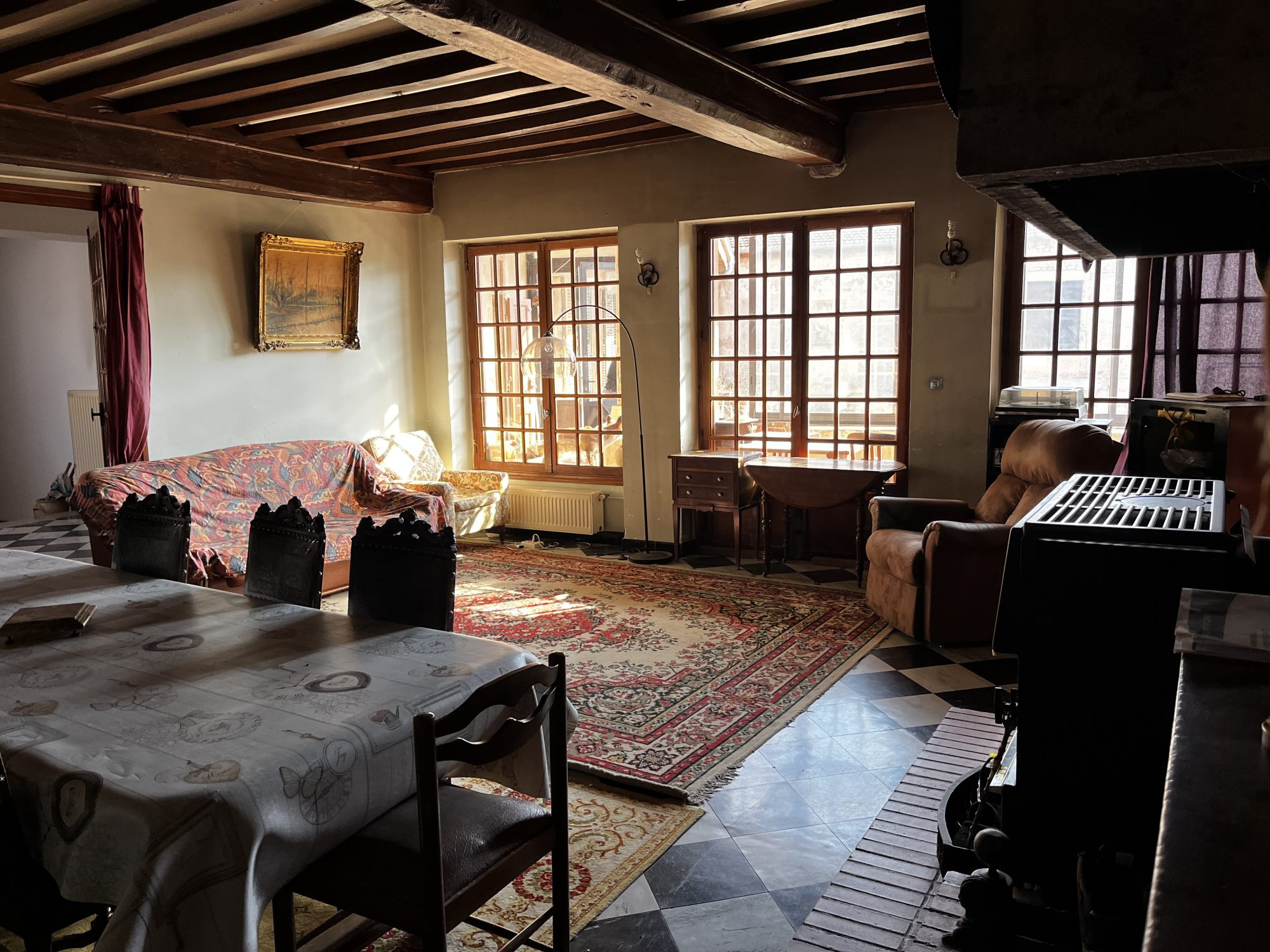 Character house to renovate, 229 m², outbuildings - Land of 1280m² 4