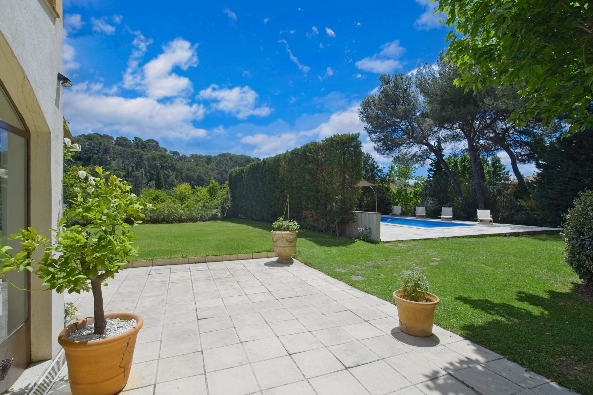 Maison 12 pièces 300 m² · à Aix-en-Provence · 300 m² · 2 590 000 €