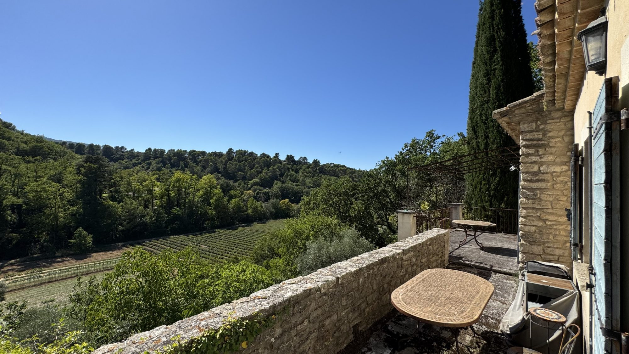Propriété avec vue panoramique et terrain constructible potentiel d’agrandissement