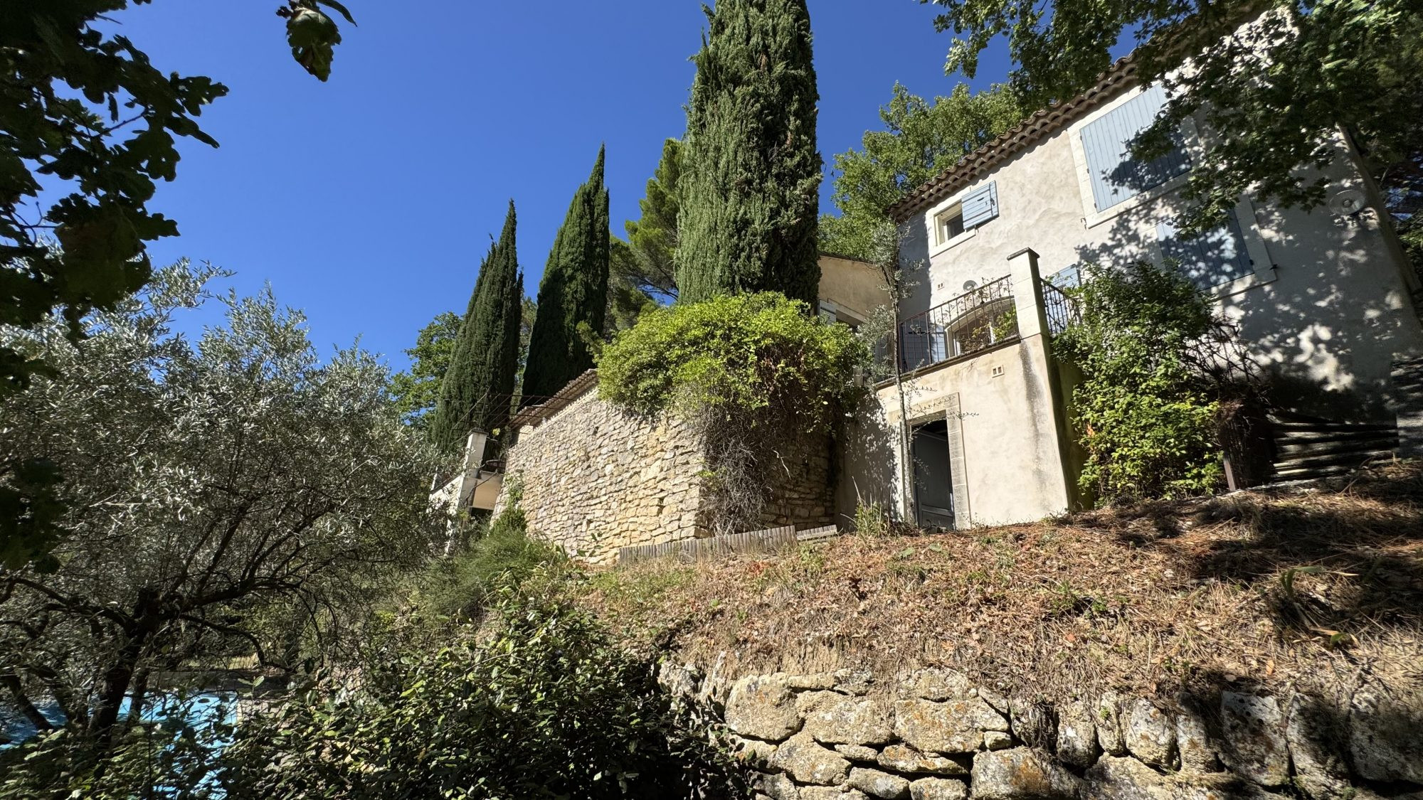 Property with panoramic views and potential buildable extension land 2