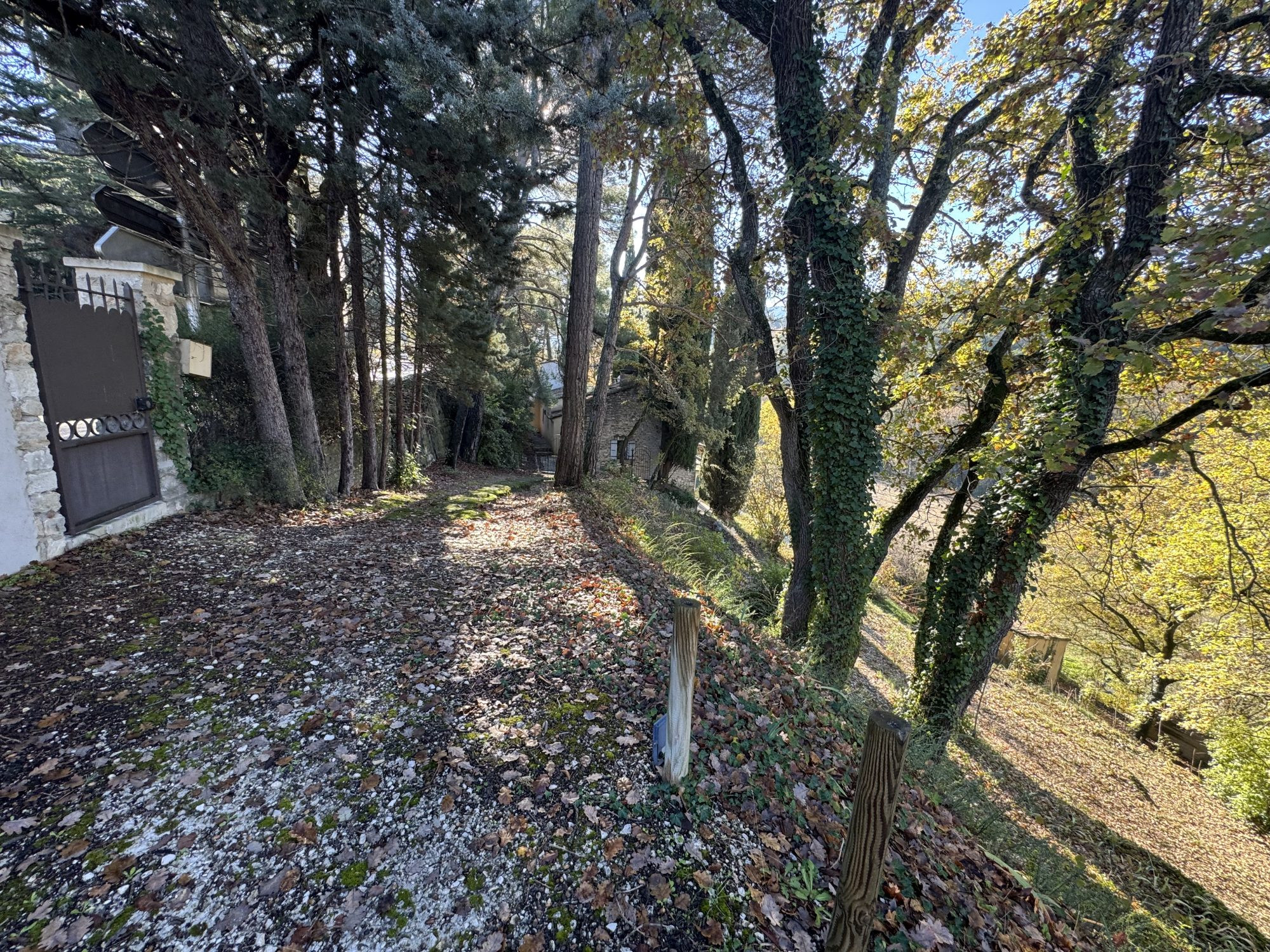 Propriété avec vue panoramique et terrain constructible potentiel d’agrandissement