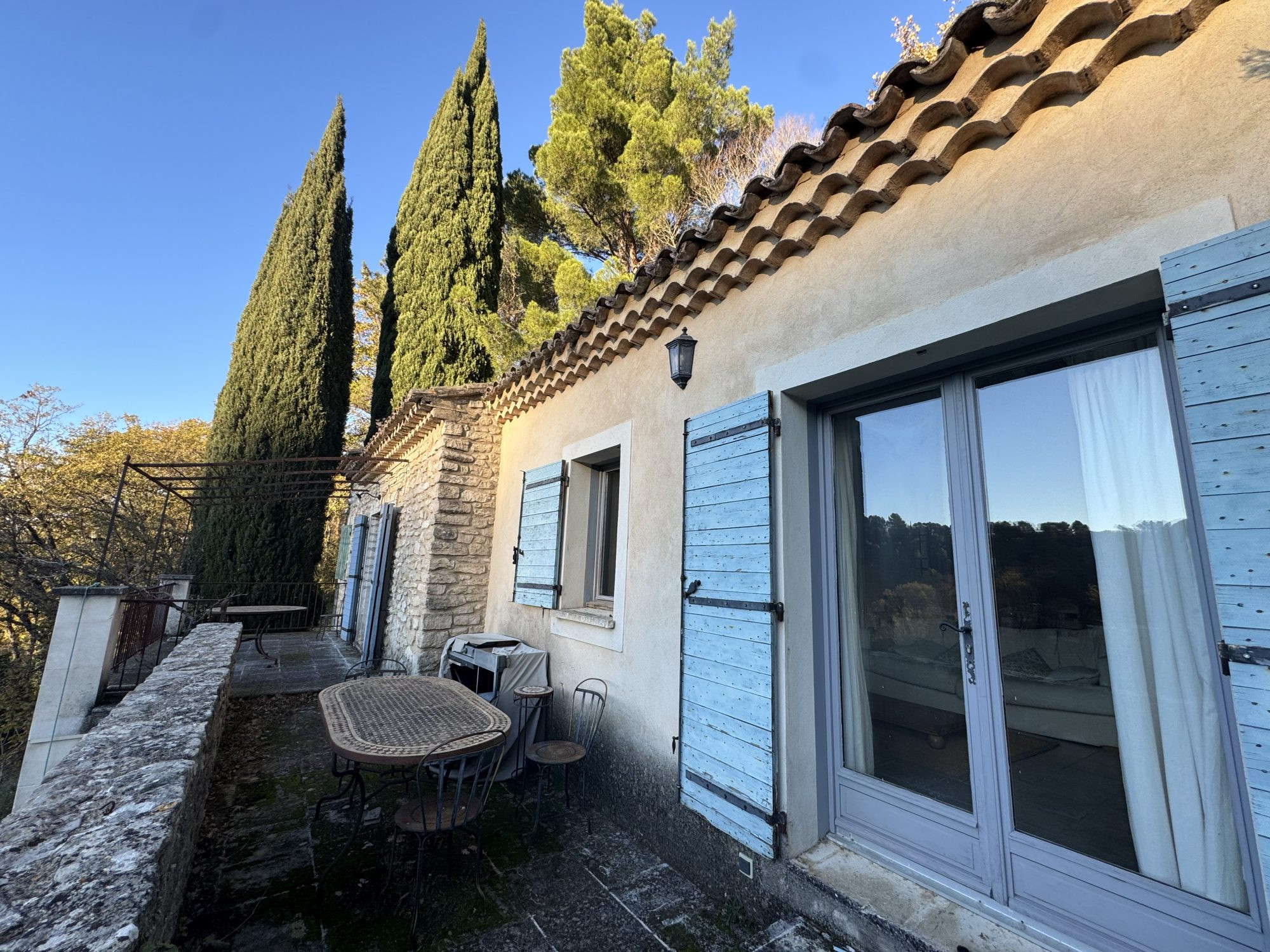 Propriété avec vue panoramique et terrain constructible potentiel d’agrandissement