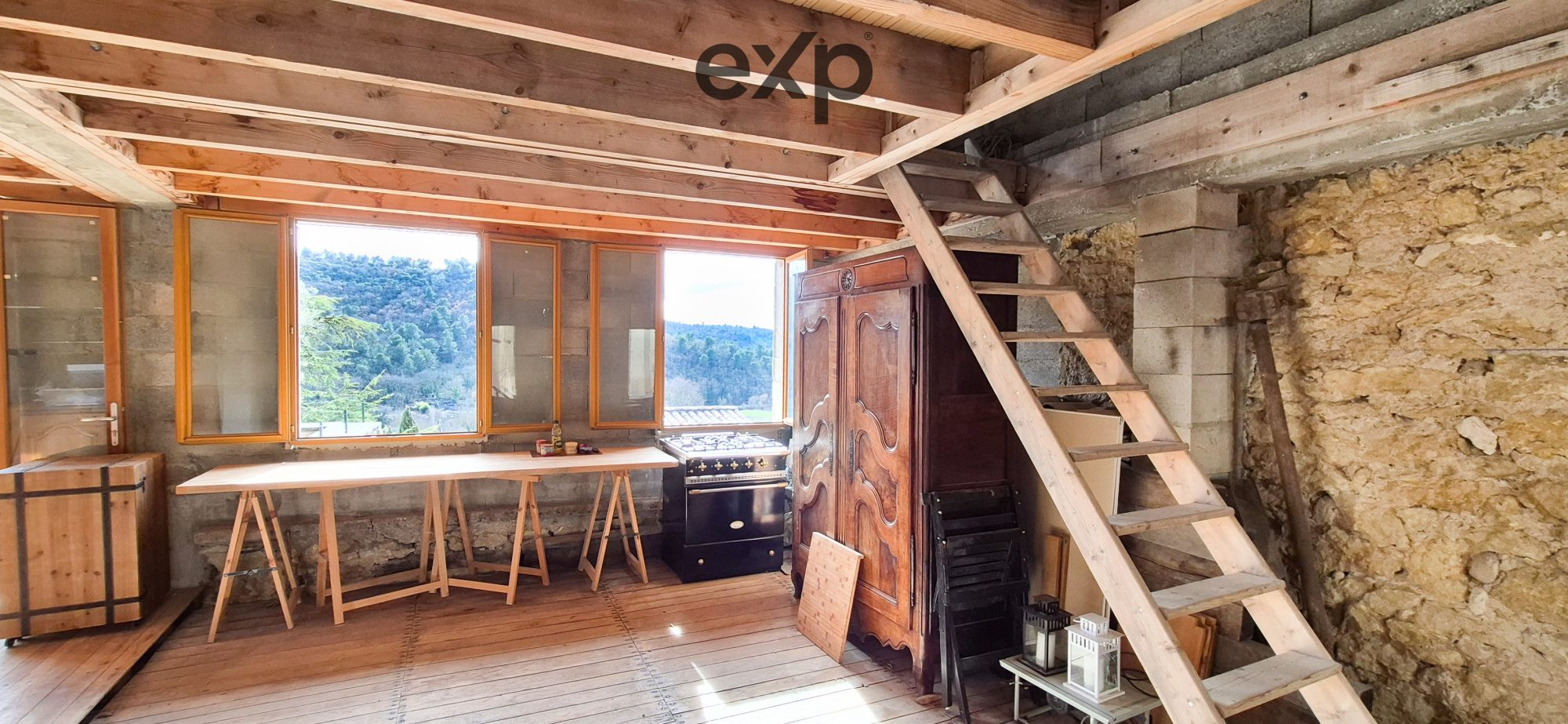 Maison 6 pièces 160 m² · à Ansouis · 160 m² · 395 000 €