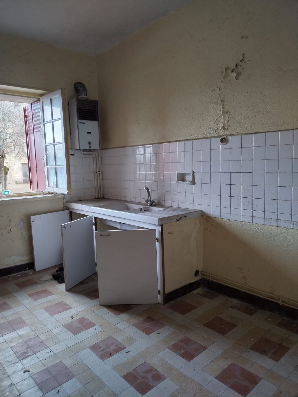 MAISON A REHABILITER