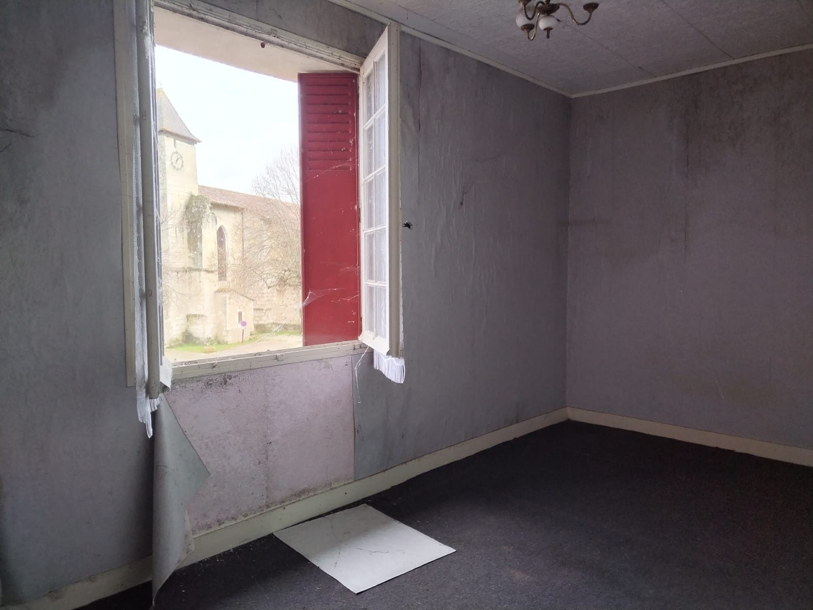 HOUSE TO RENOVATE 5