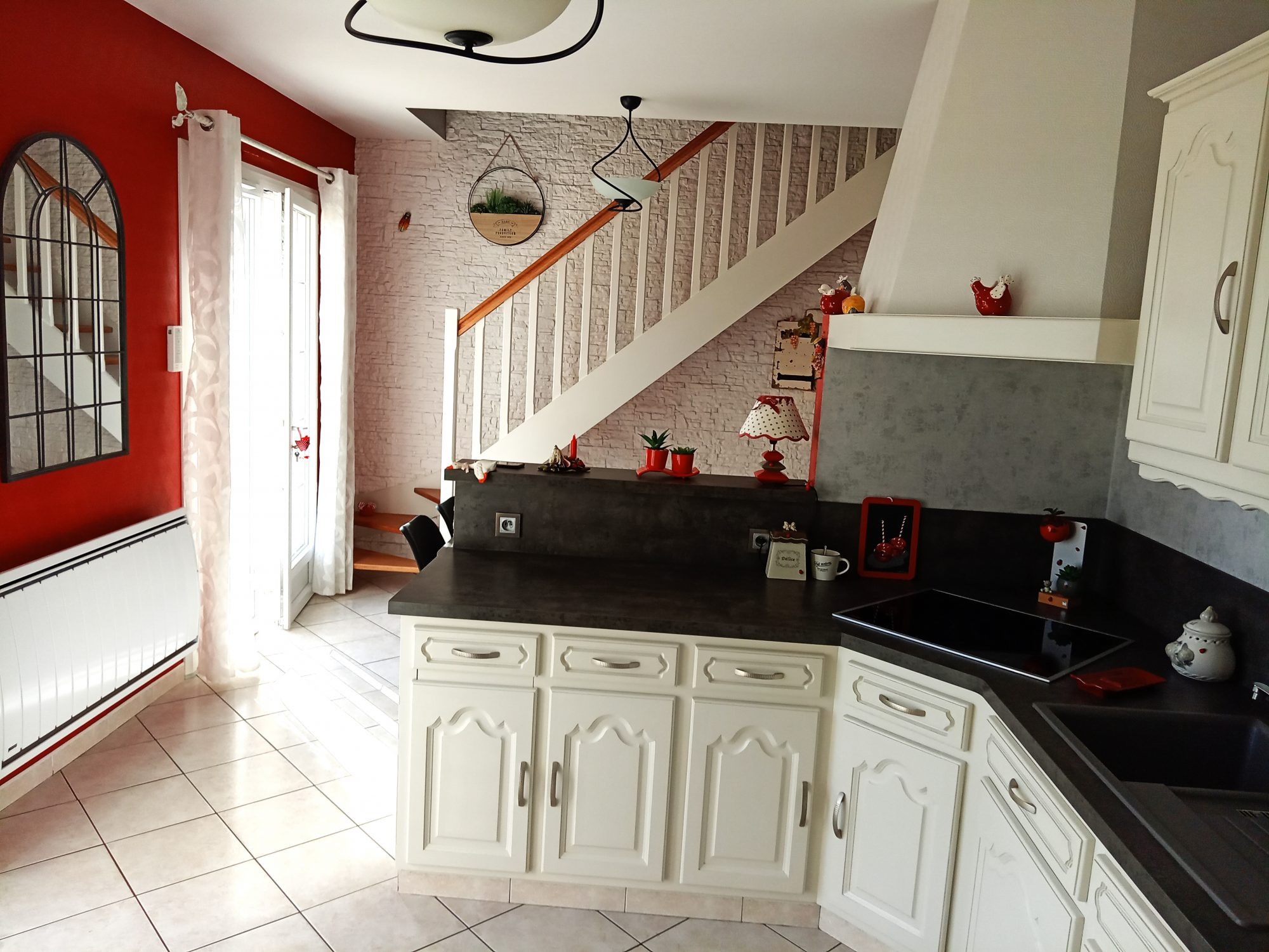 HOUSE FOR SALE - 131 m2 - MESANGER 3