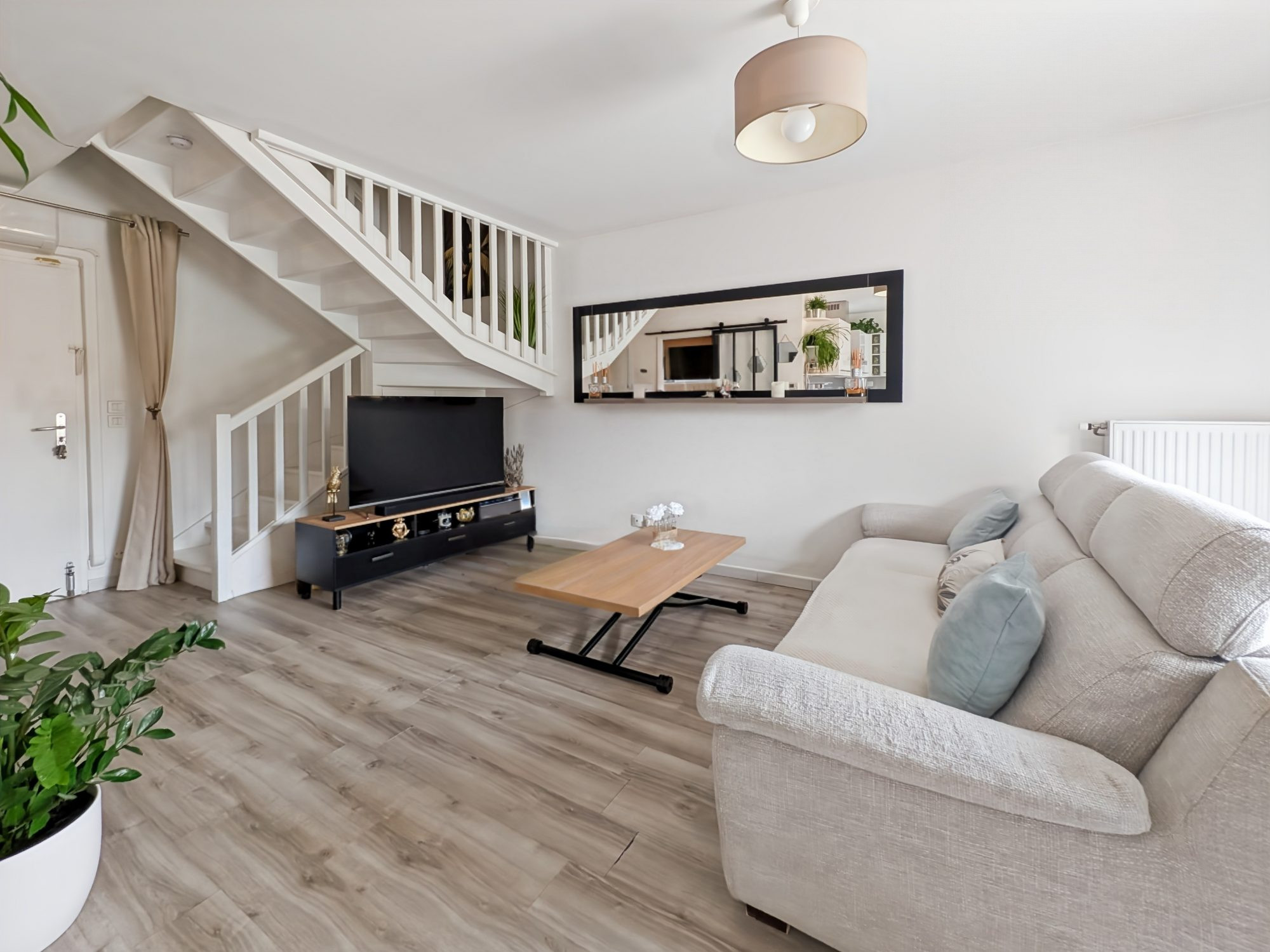 Maison à vendre à Saint-Priest, 69 m²