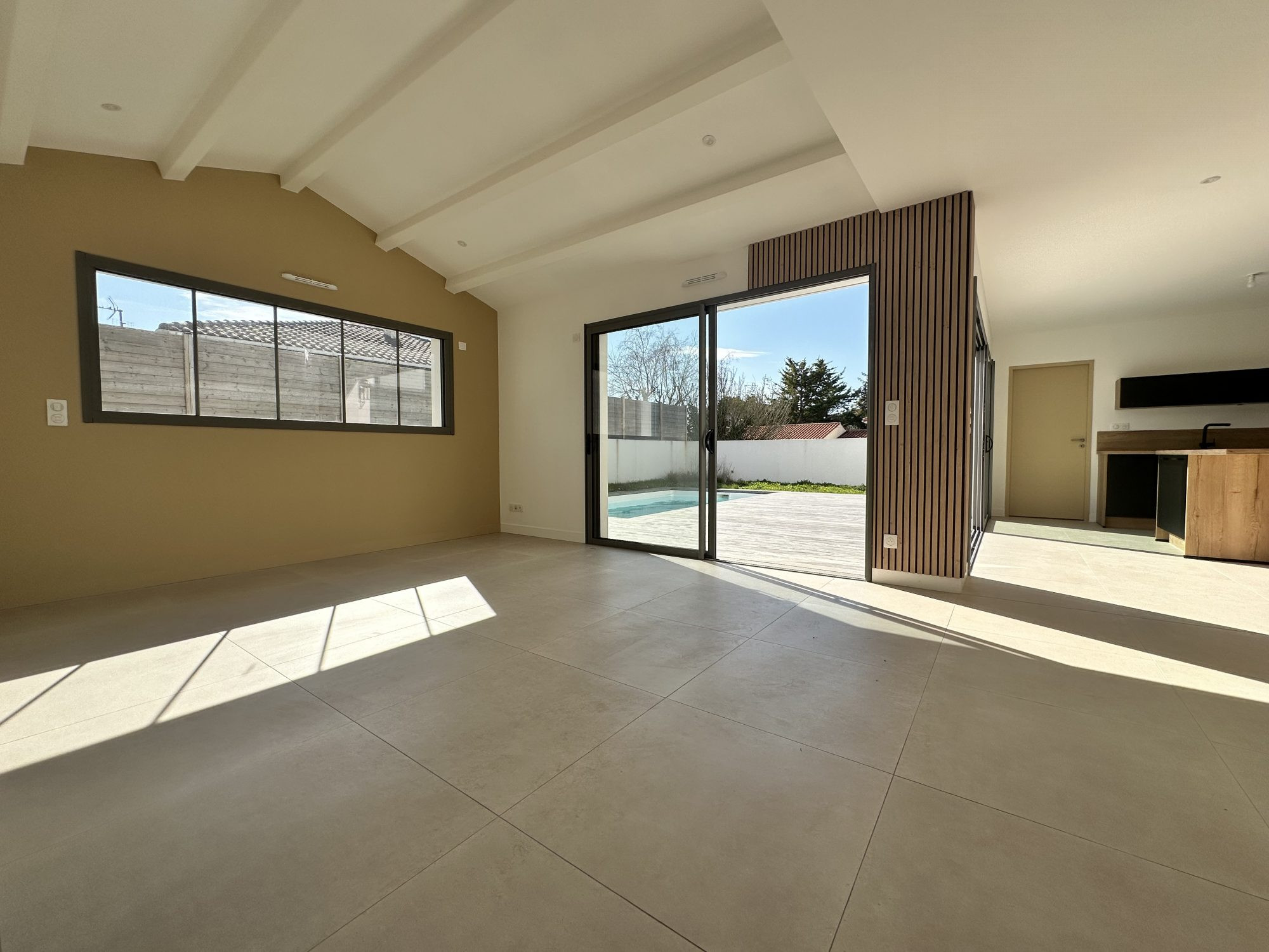 Recent House in ANGOULINS 2