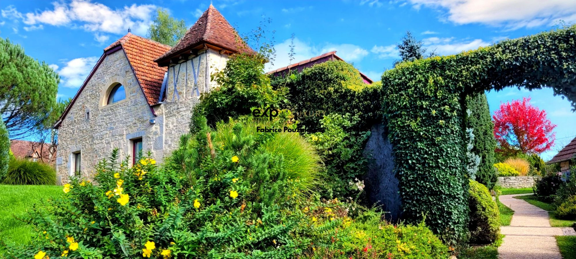 Maison 8 pièces 315 m² · à Théminettes · 315 m² · 869 000 €