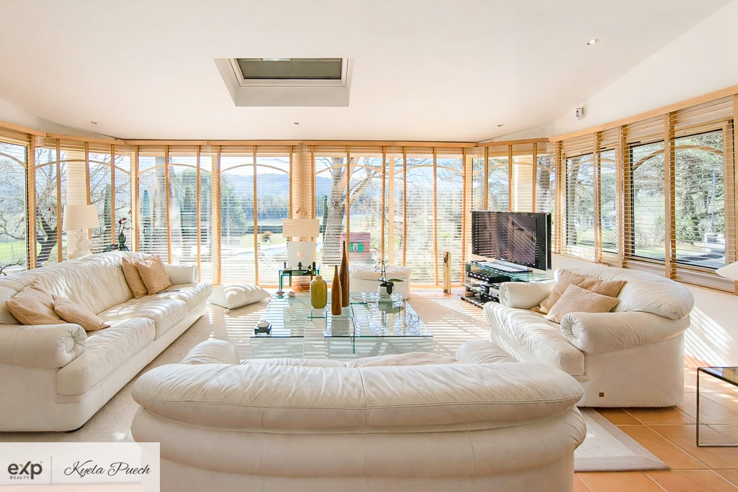 Maison 7 pièces 239 m² · à Rognes · 239 m² · 1 090 000 €