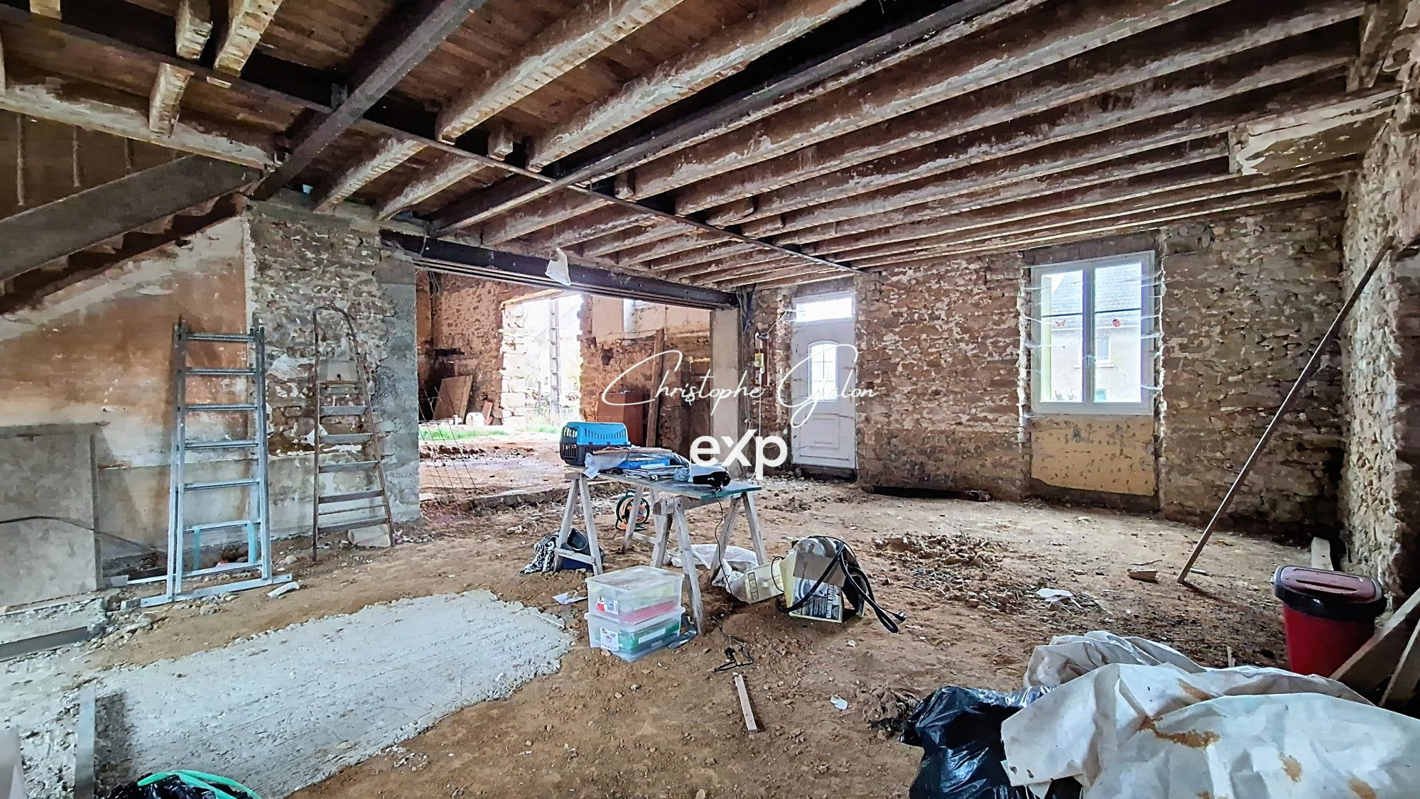 House with Outbuildings and Strong Potential – Complete Renovation Project 4