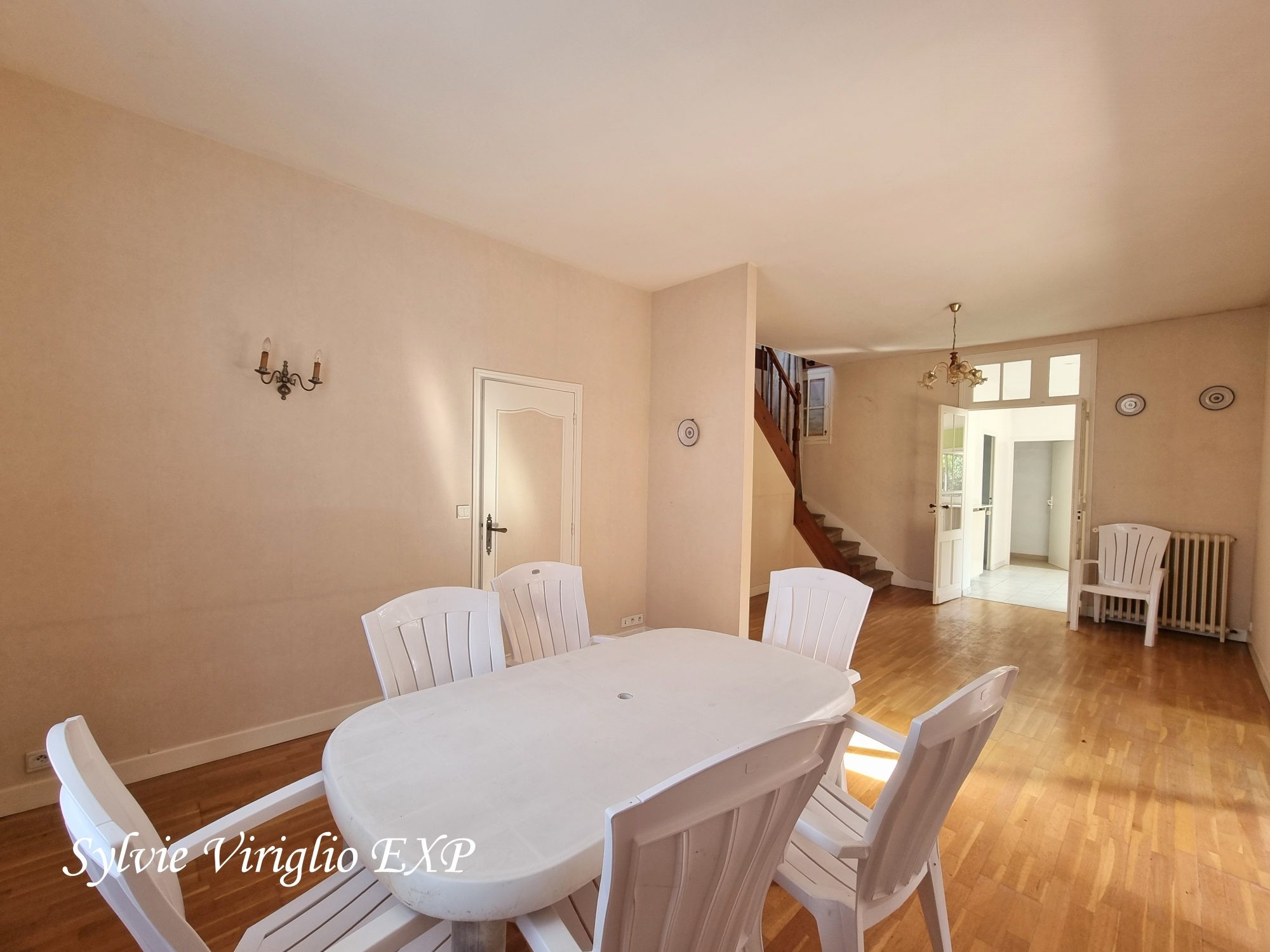 Town House to Renovate 5