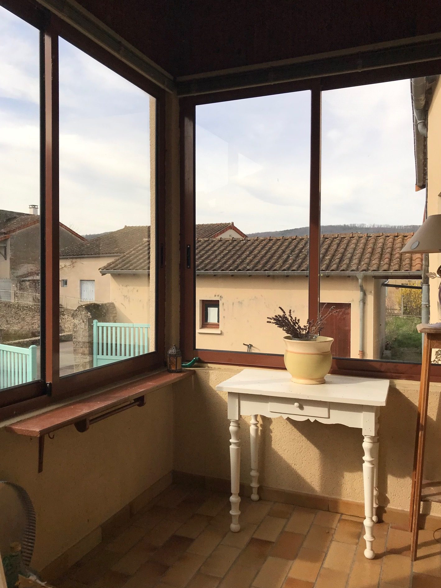 House in Igé, 112 m², with garage and convertible outbuildings 2