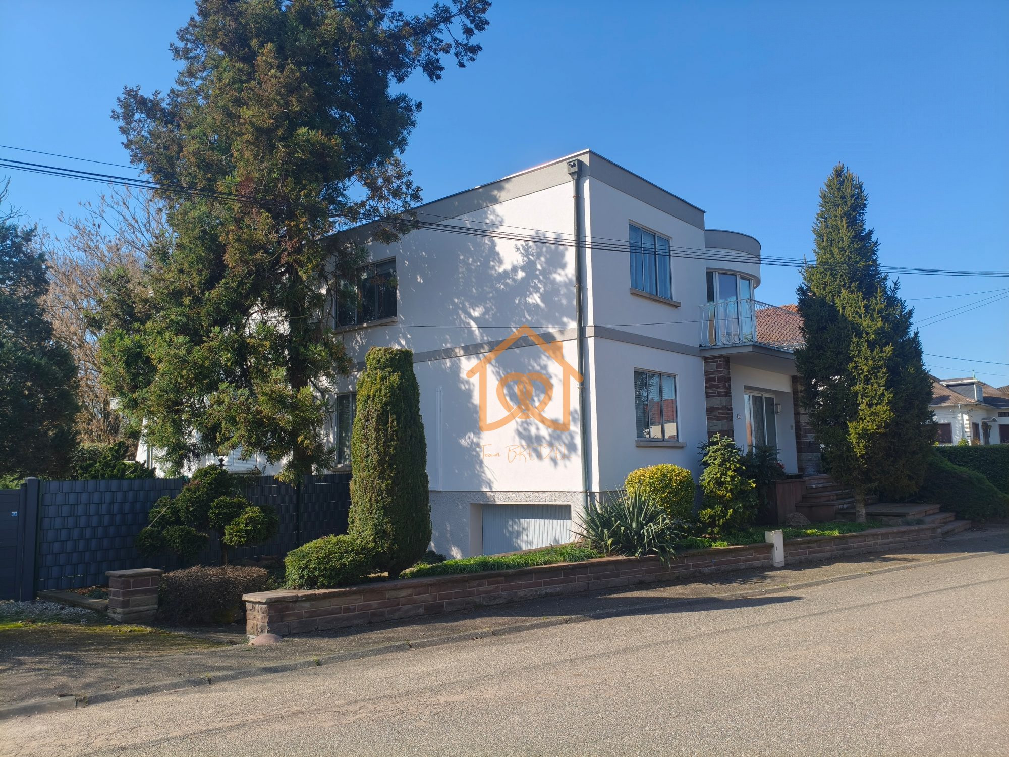Maison 8 pièces 295 m² · à Lingolsheim · 295 m² · 940 000 €
