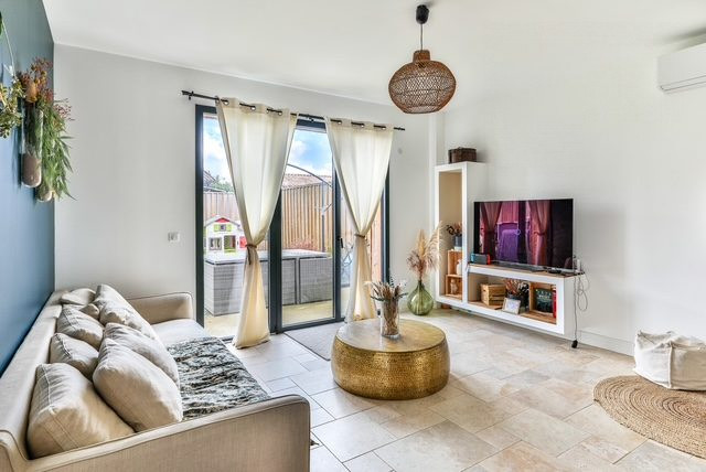 Maison à vendre à Salles, 134 m²