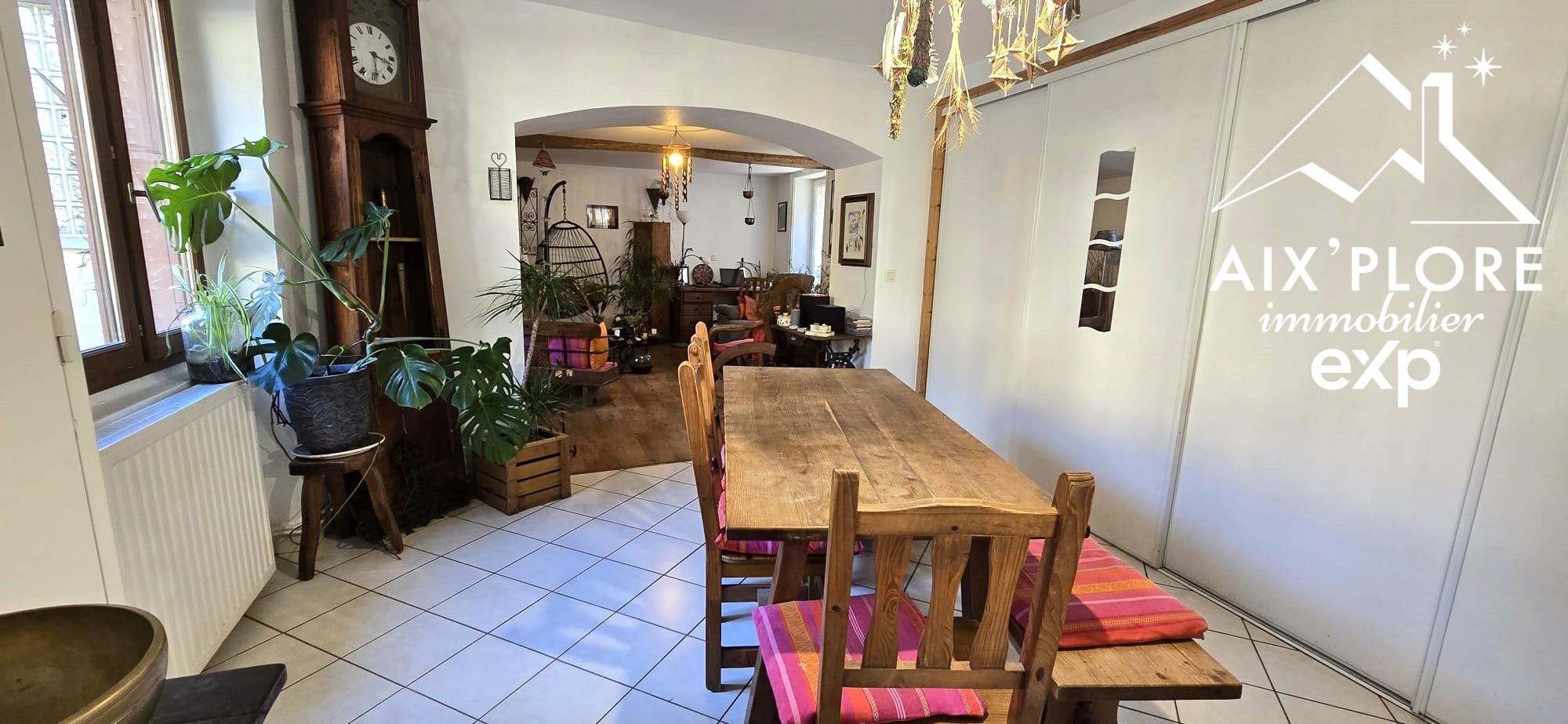 Maison dans Ambutrix