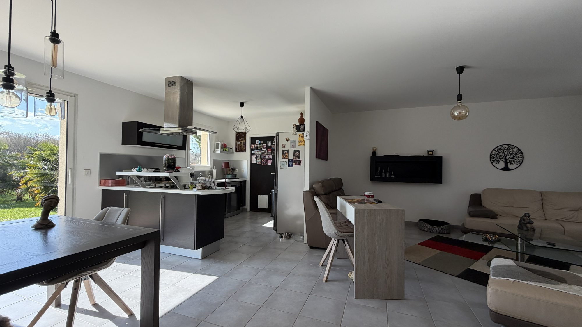 Maison à vendre à Vénérand, 90 m²