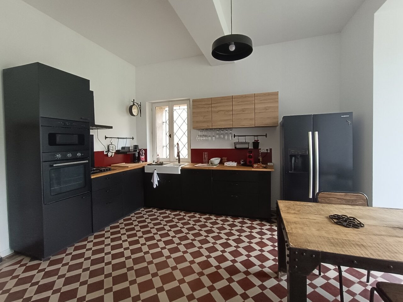Maison à vendre à Coutras, 250 m²