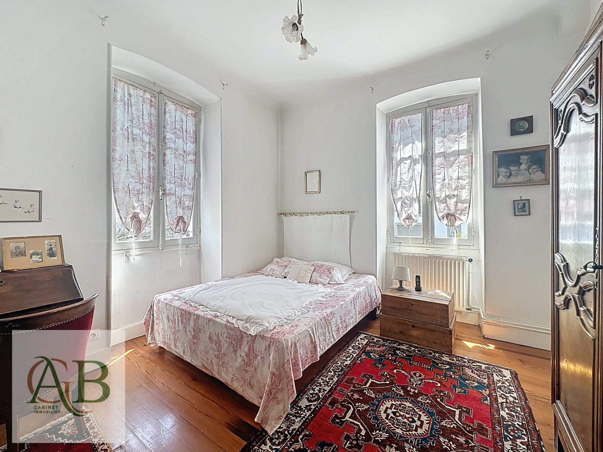 Maison 11 pièces 353 m² · à Ustaritz · 353 m² · 682 000 €