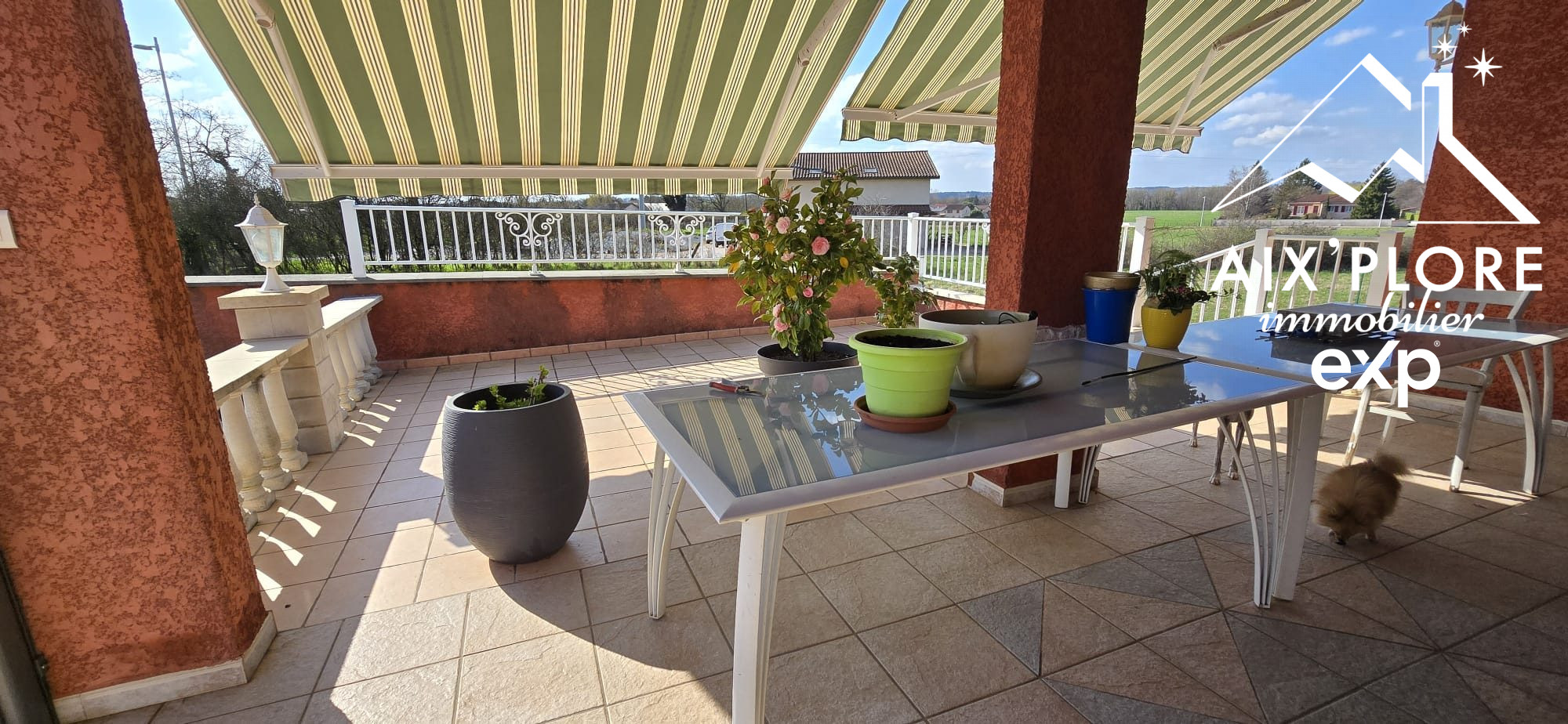 HOUSE 227M2 WITH APARTMENT 5