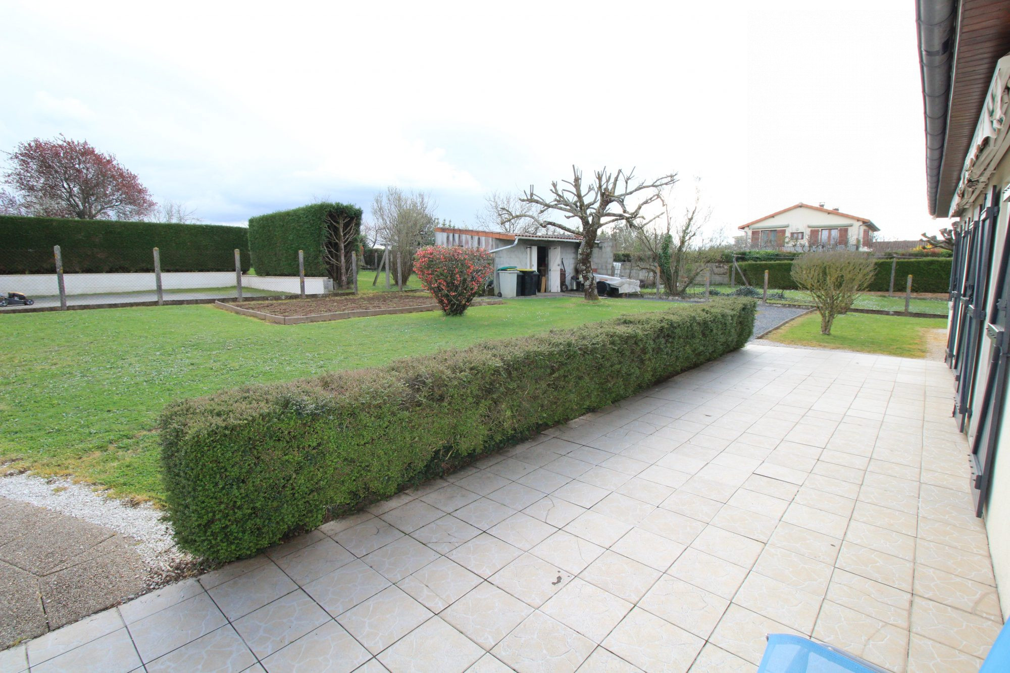 Maison à vendre à Chassenon, 102 m²