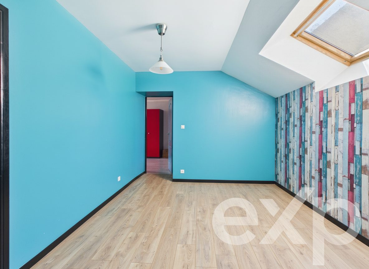 Maison à vendre à Brémur-et-Vaurois, 171 m²