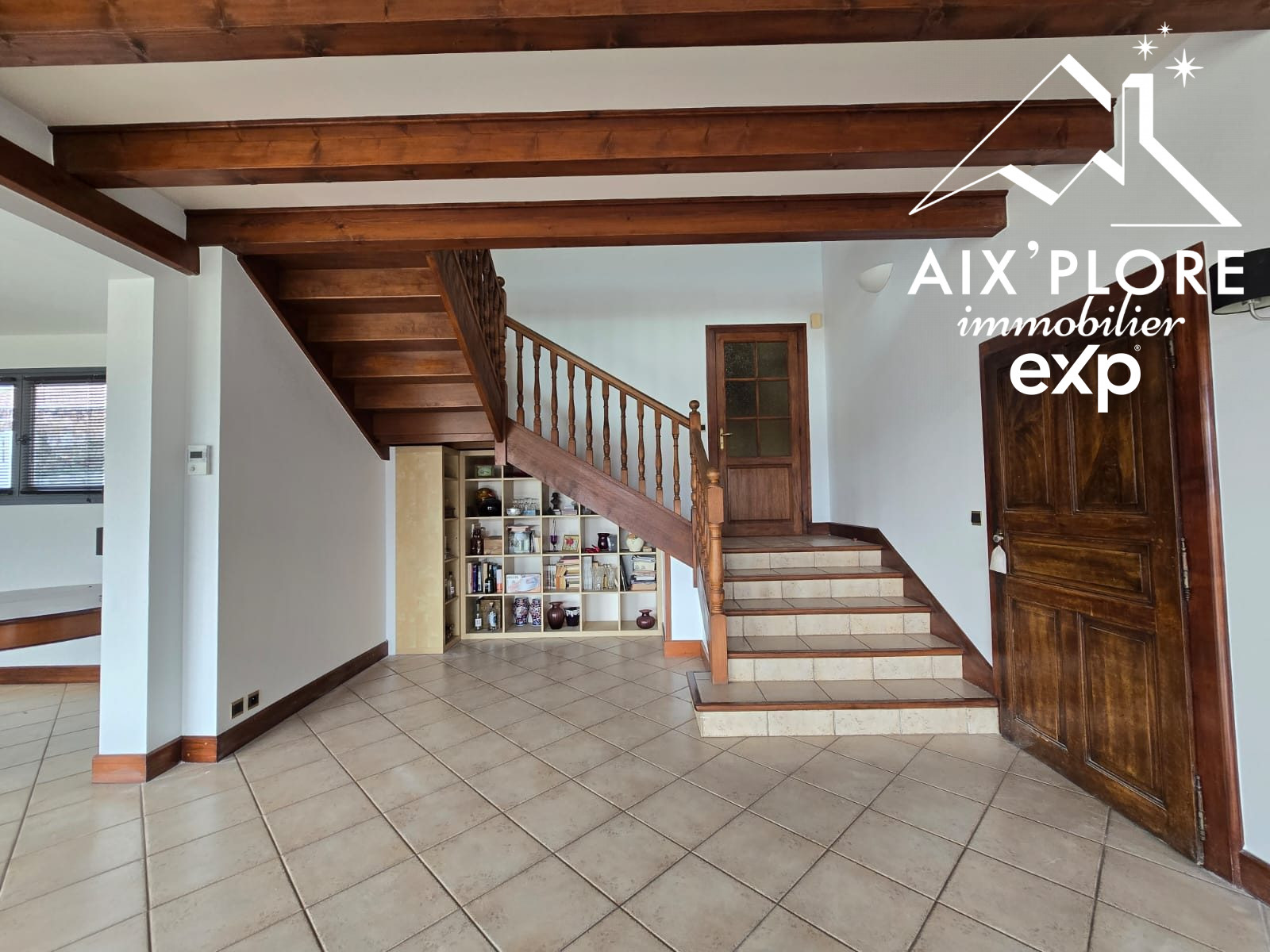 Maison 5 pièces 184 m² · à Entrelacs · 184 m² · 575 000 €