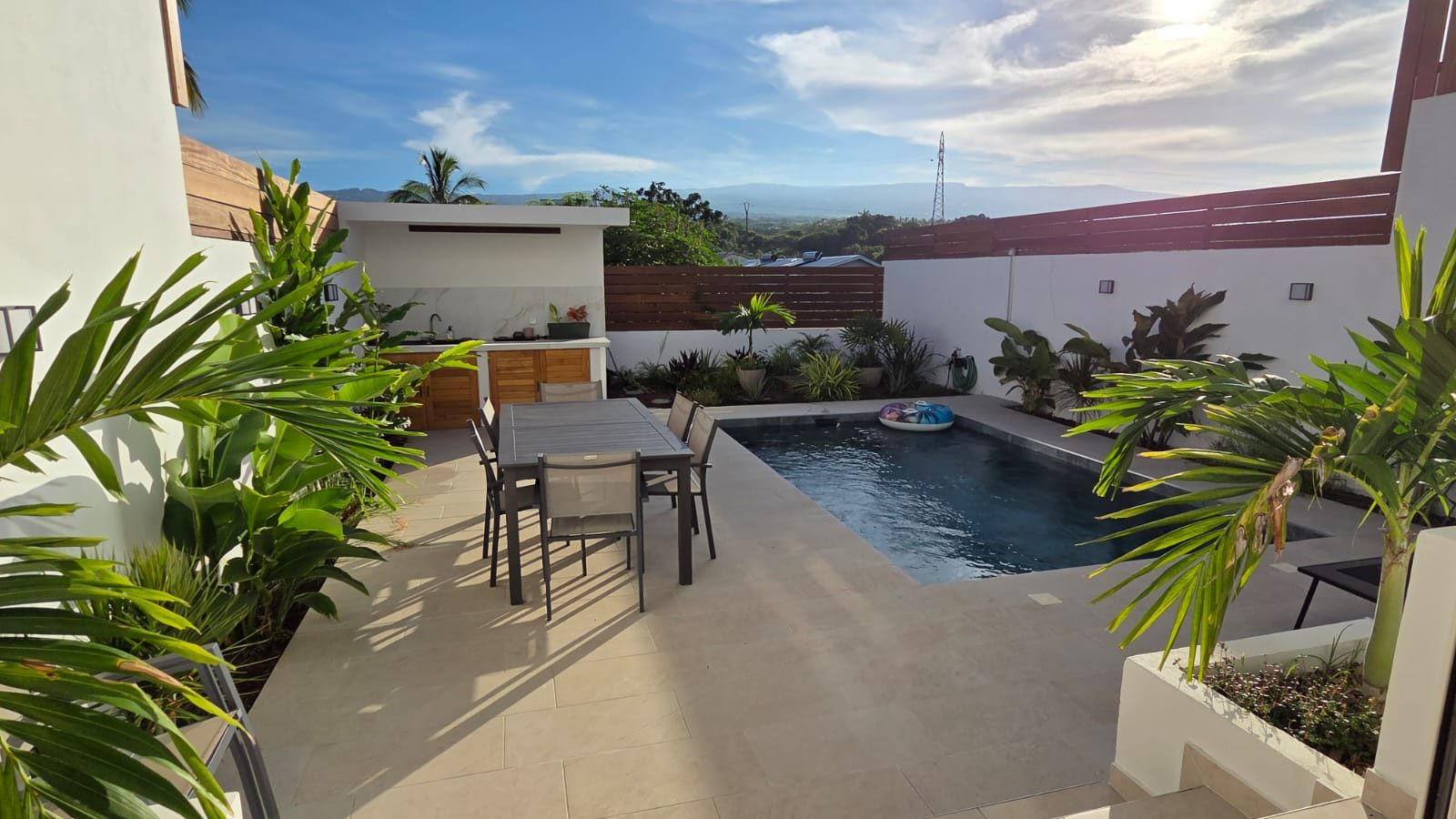 🏠 EXCLUSIVE: F5 Luxury Villa – Ligne Paradis, Saint-Pierre 4