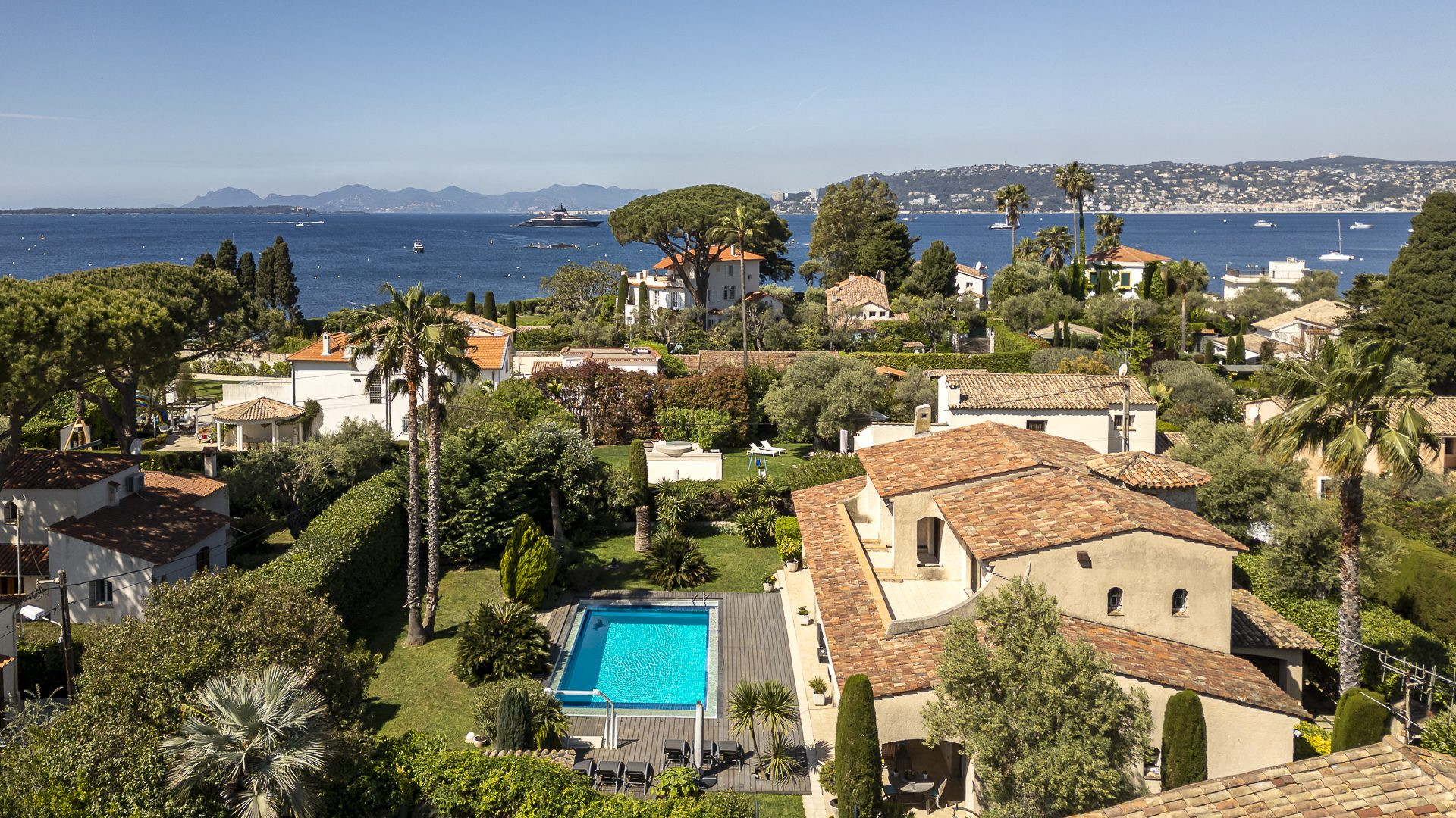 Maison à vendre à Antibes, 200 m²