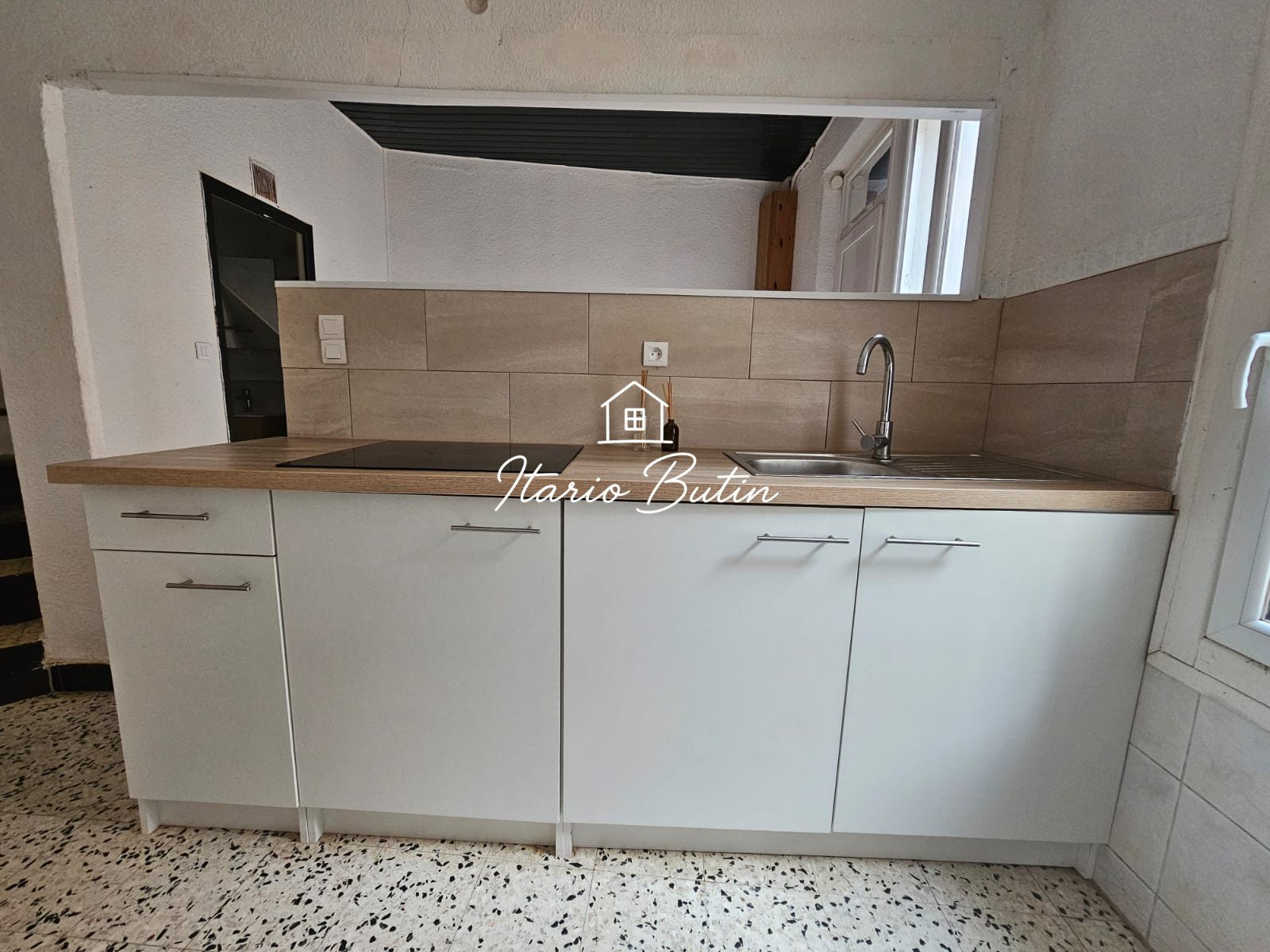 Village House T4 60m² with cellar. 5