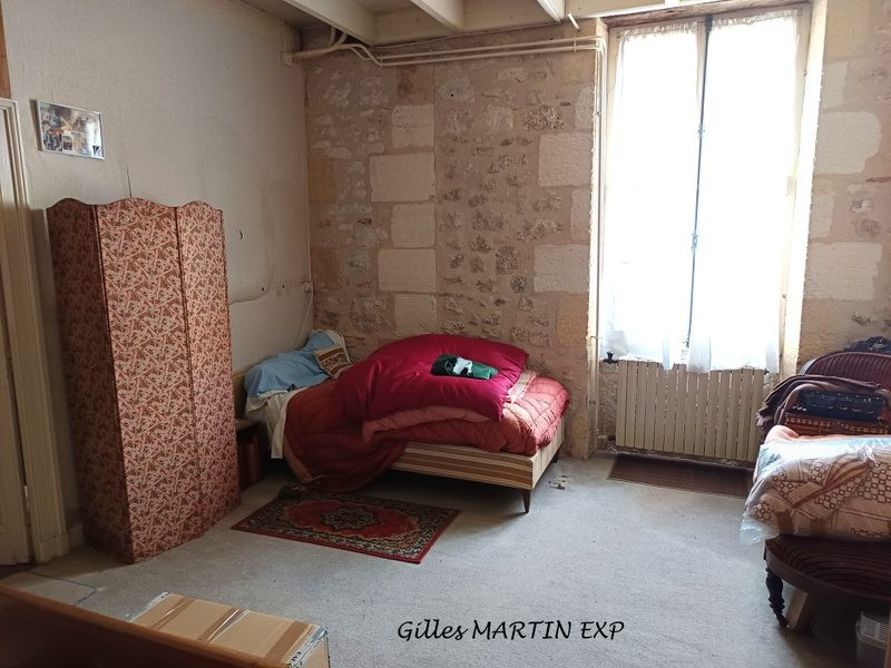 Maison 10 pièces 271 m² · à Saint-Antoine-de-Breuilh · 271 m² · 160 000 €