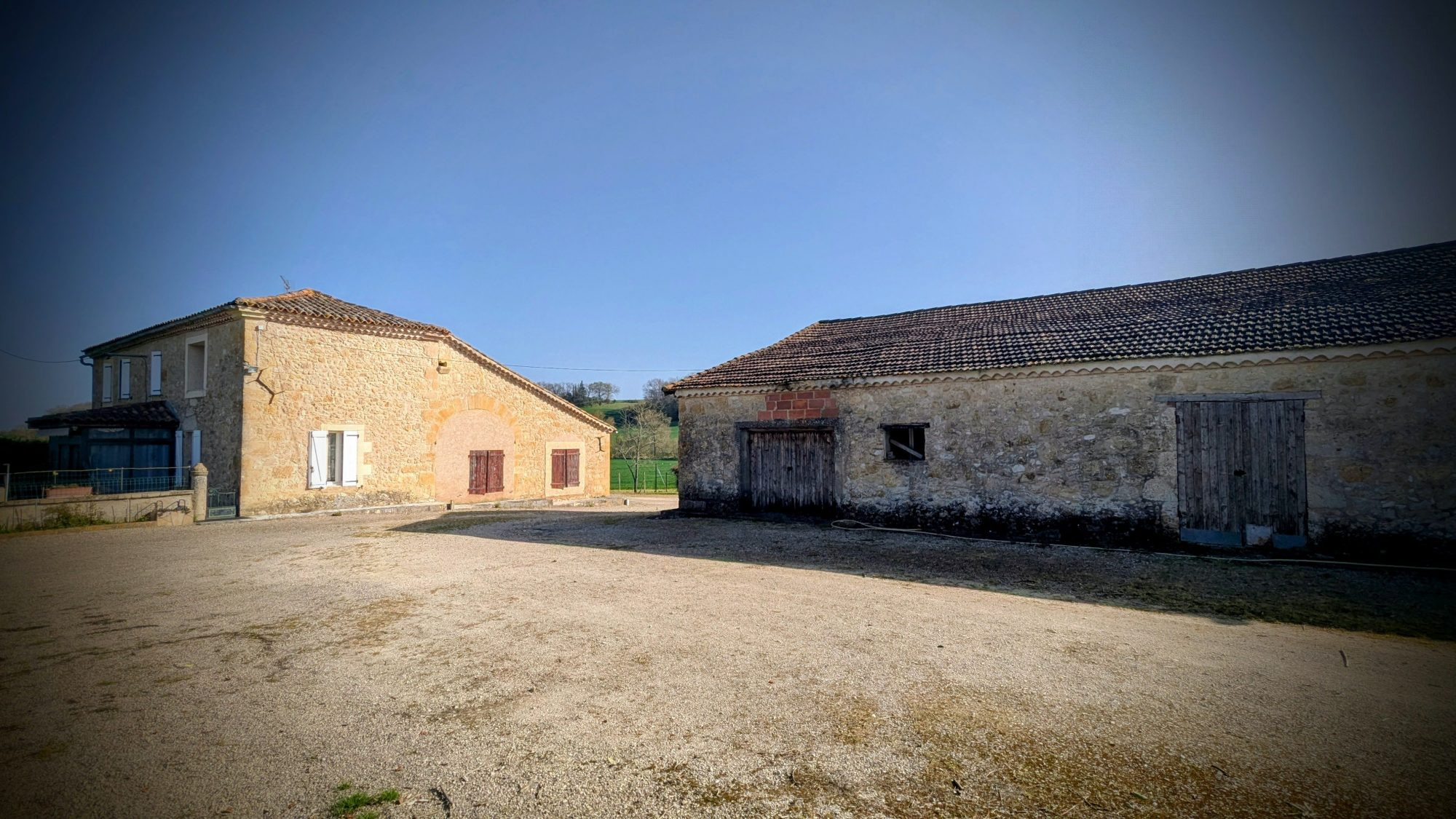 Maison de campagne avec dépendances et 4,1 hectares – Secteur Condom / Valence-sur-Baïse