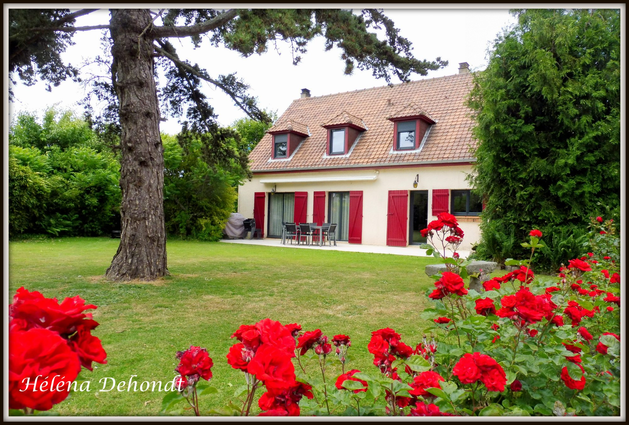 A vendre belle maison avec sa dépendance