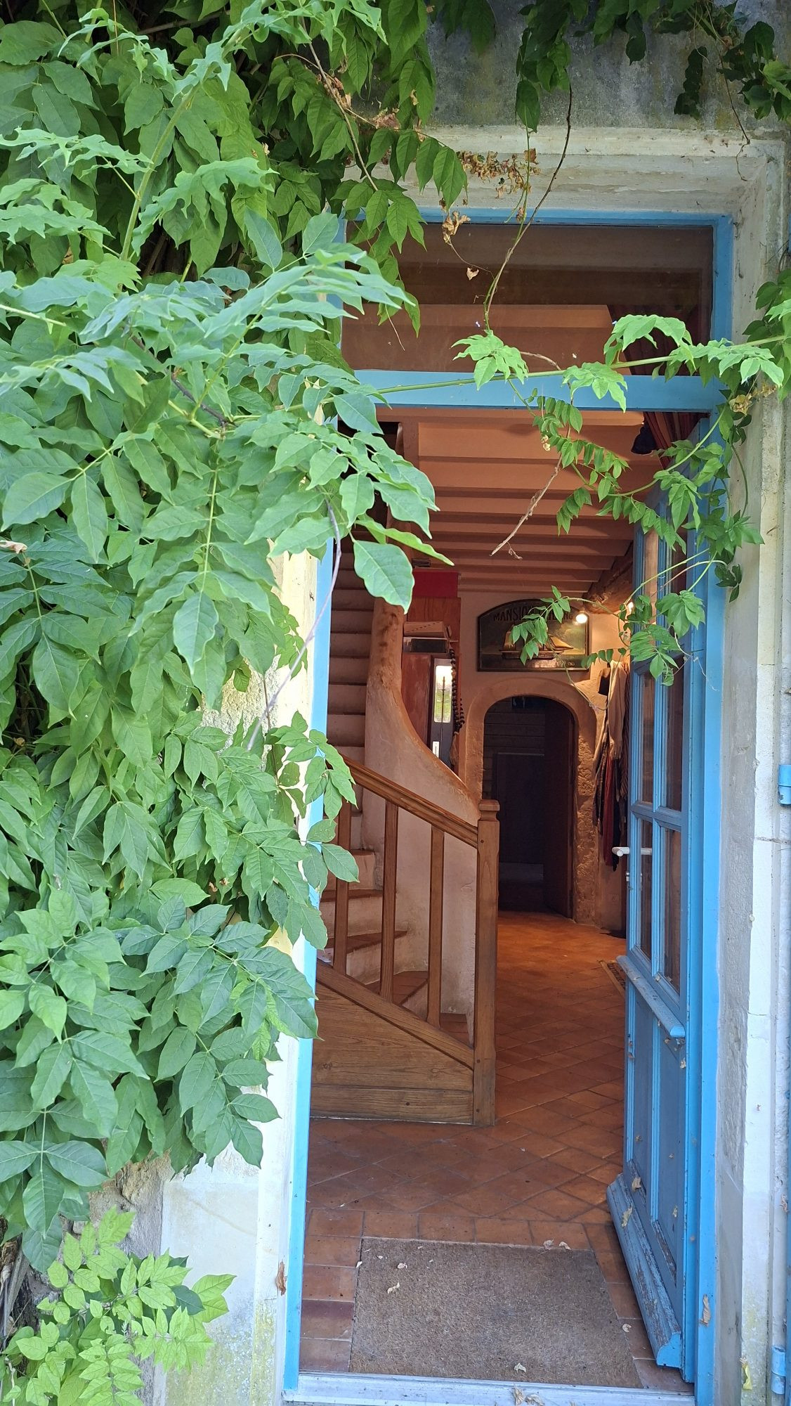 House for sale in Nancras, 350 m²