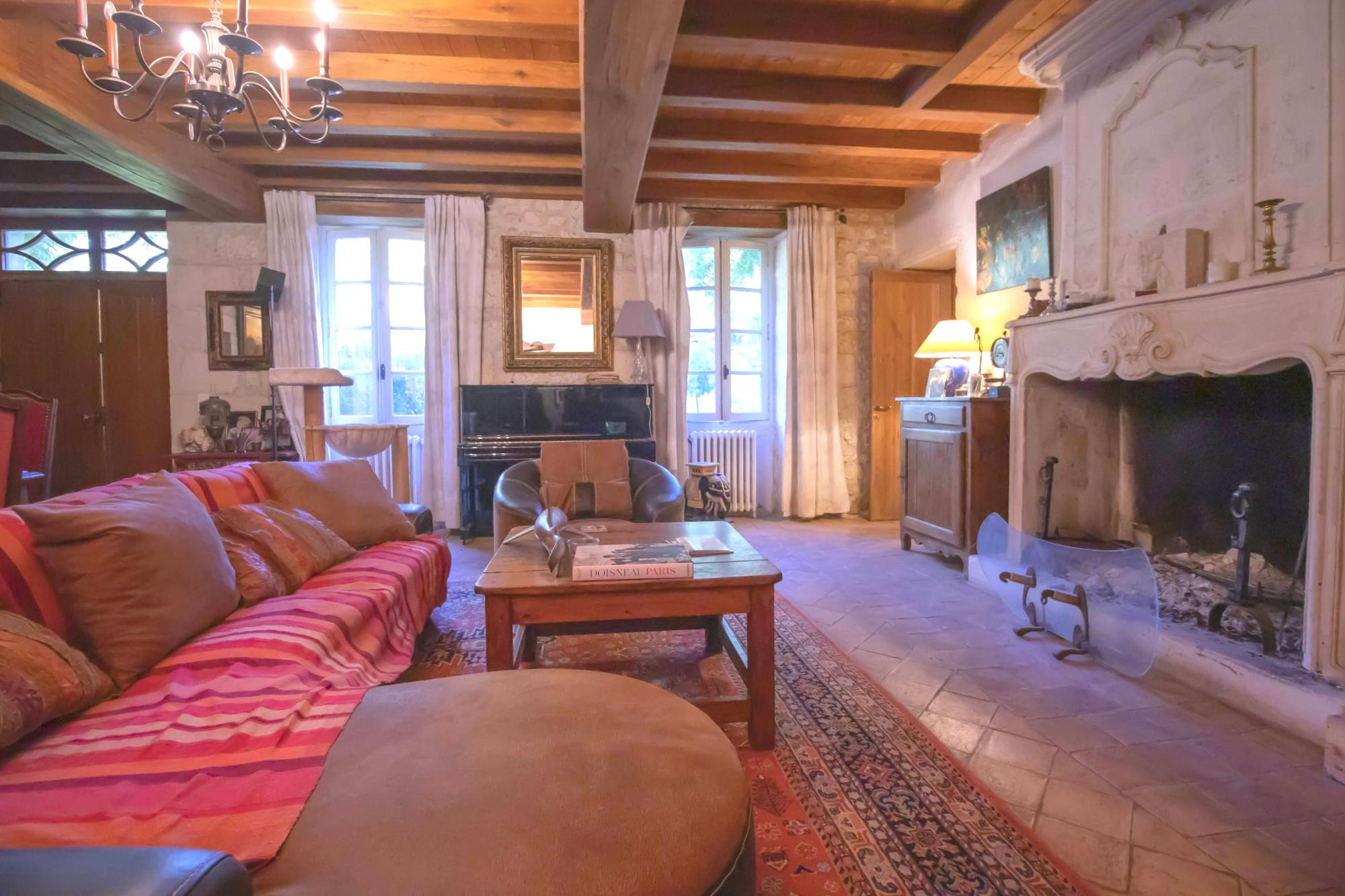Maison à vendre à Nancras, 350 m²