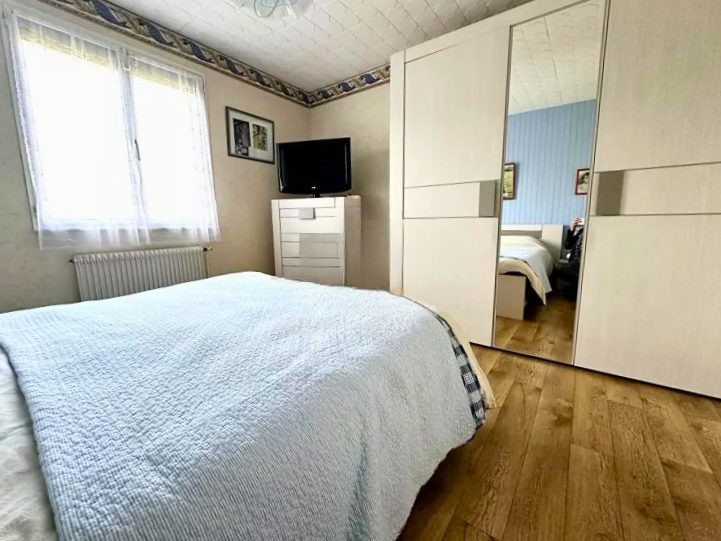 MAISON - F6 - PLAIN PIED POSSIBLE