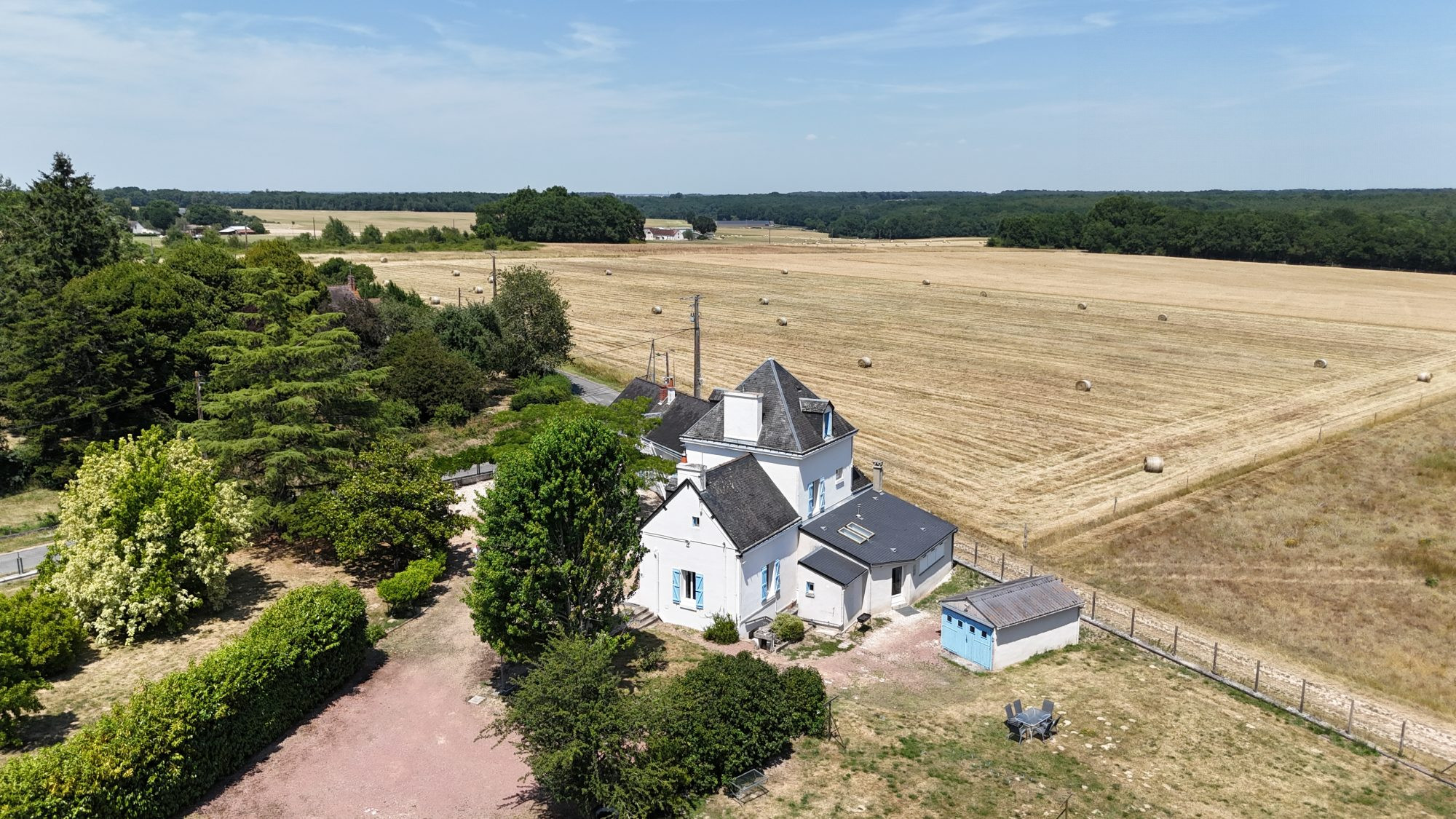 Maison à vendre à Céré-la-Ronde, 300 m²