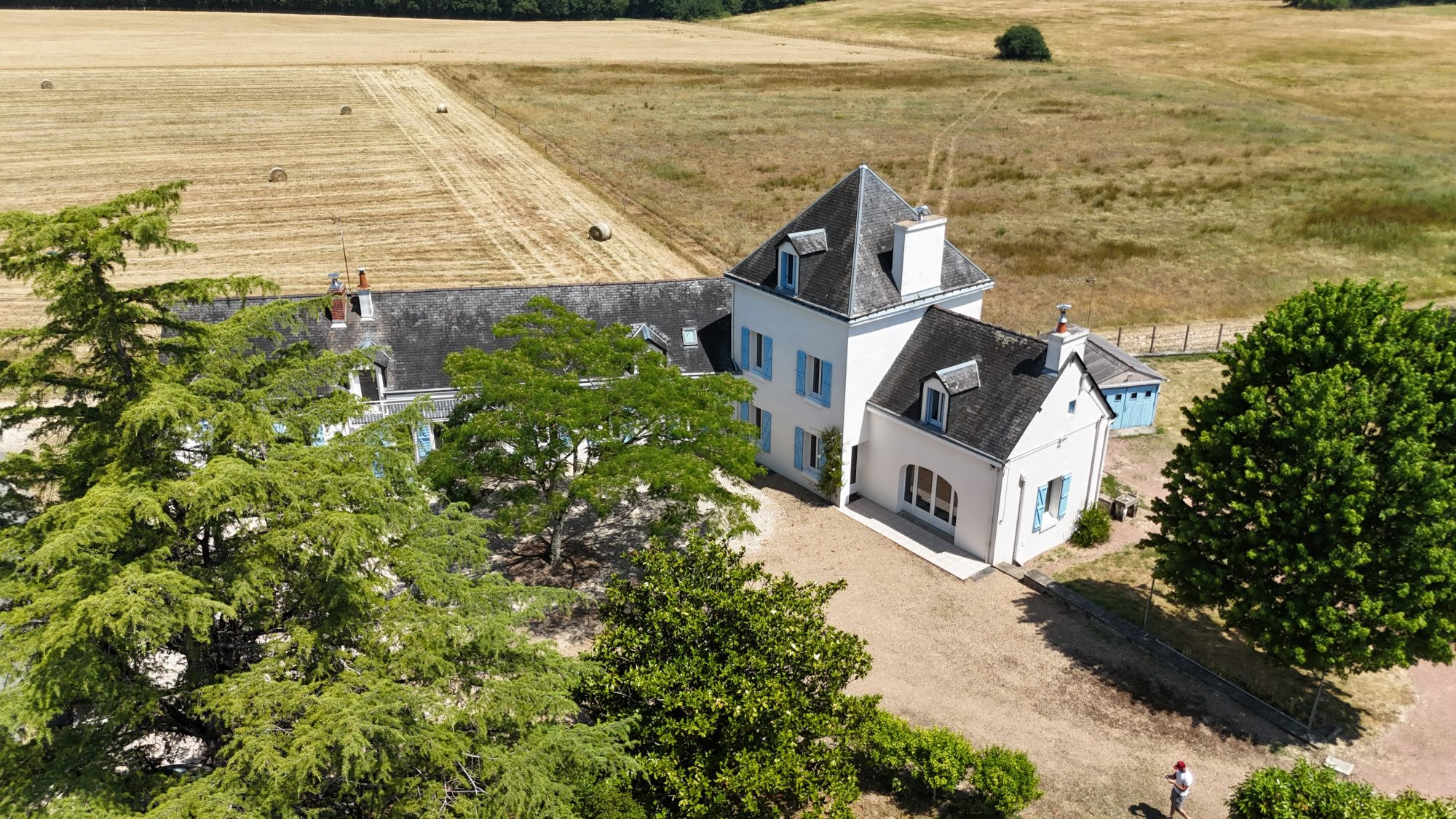 Maison à vendre à Céré-la-Ronde, 300 m²