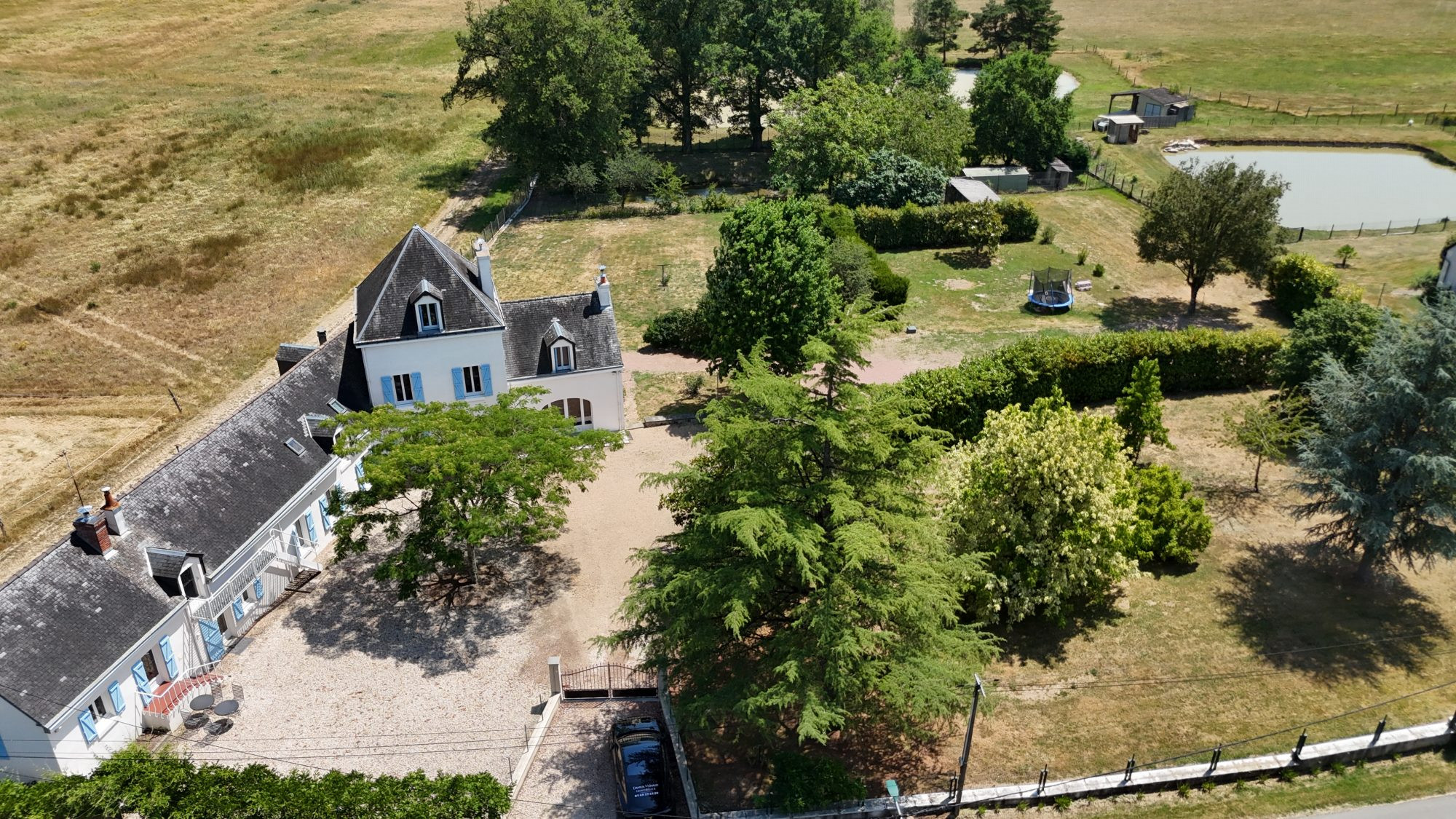 Maison à vendre à Céré-la-Ronde, 300 m²