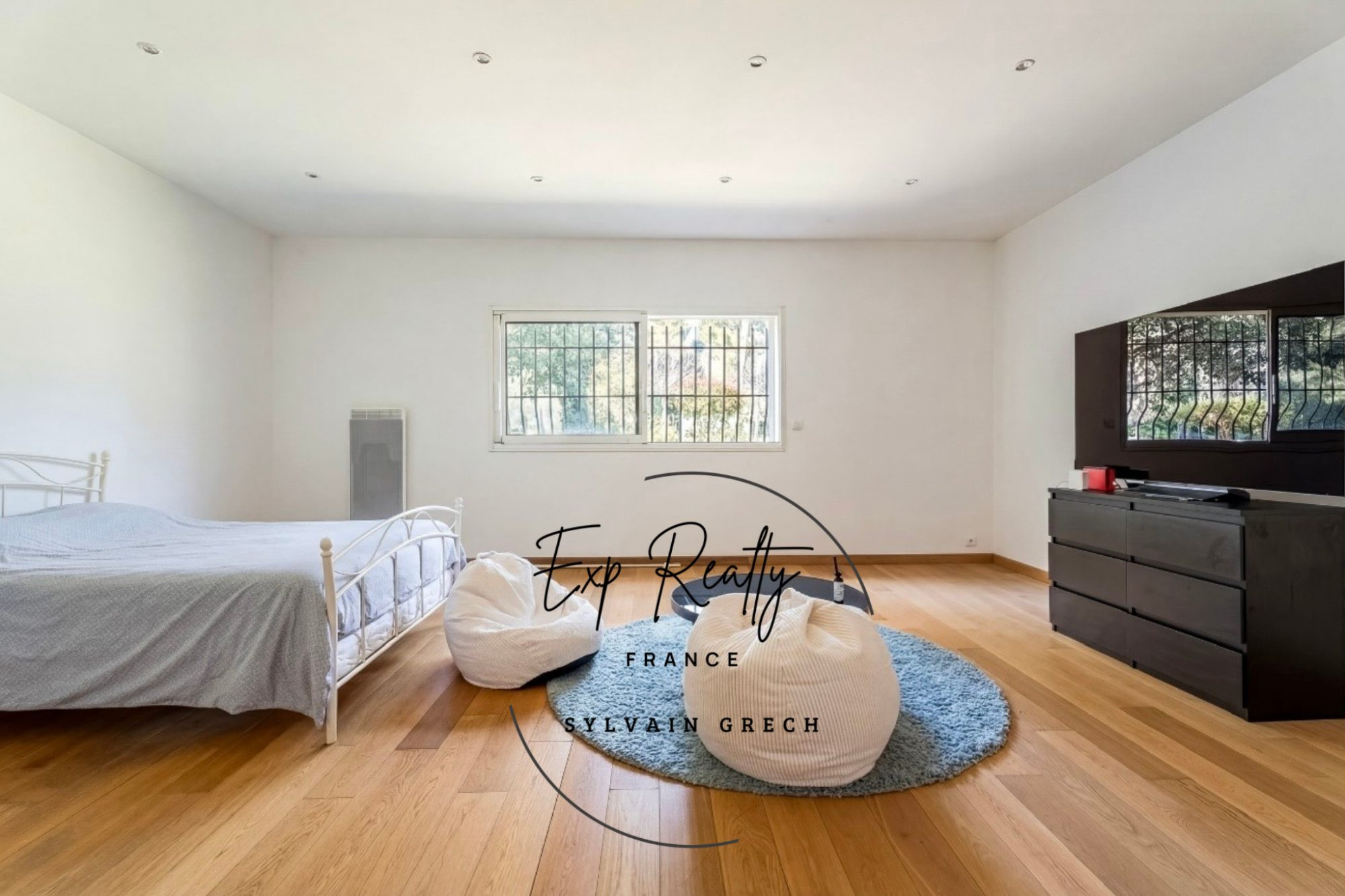 Maison 6 pièces 394 m² · à Aubagne · 394 m² · 1 600 000 €