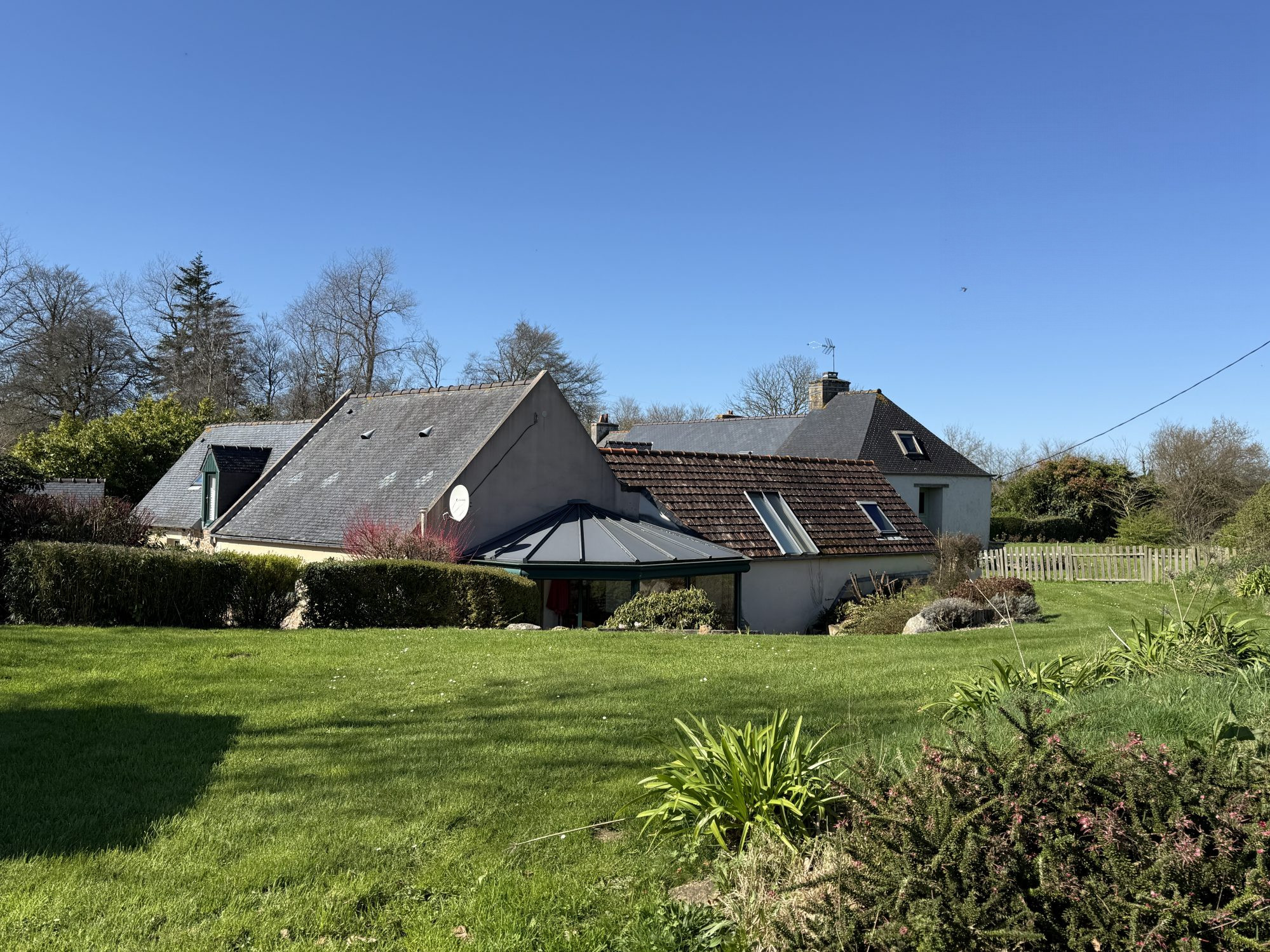Maison à vendre à Lannion, 230 m²