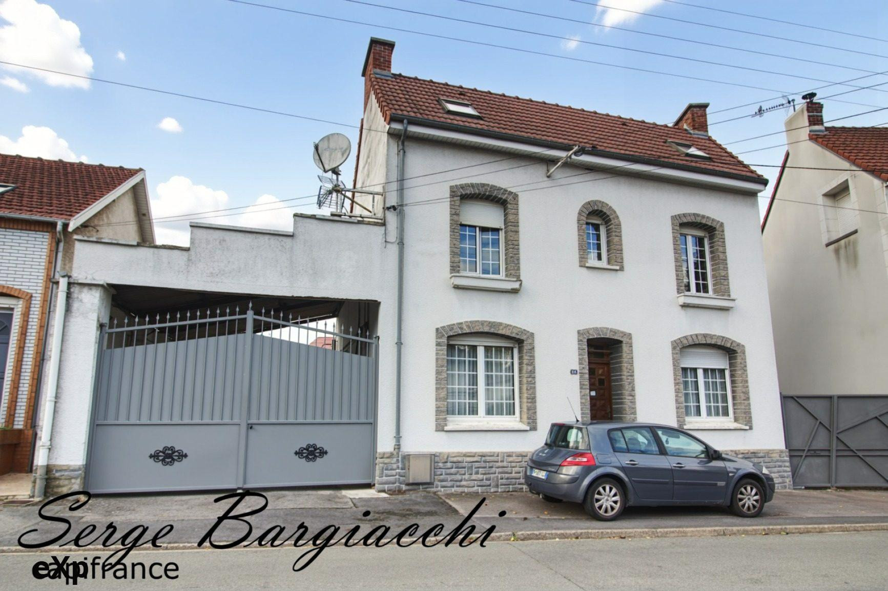 Maison individuelle 200 m² + hangar de 800 m² – Fort potentiel à Vimy