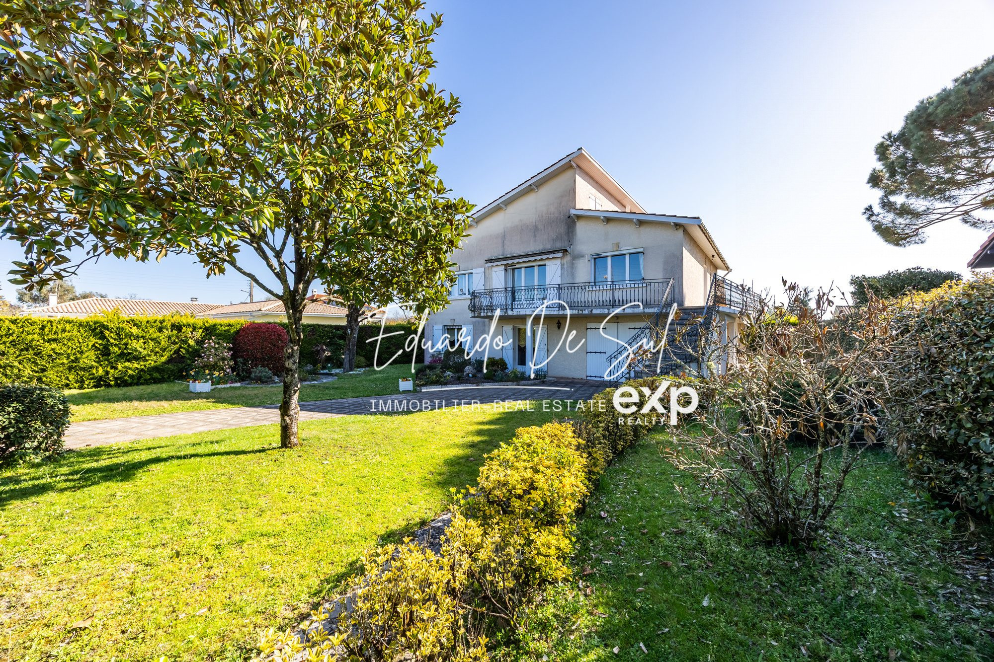 Maison 8 pièces 226 m² · à Pessac · 226 m² · 549 000 €