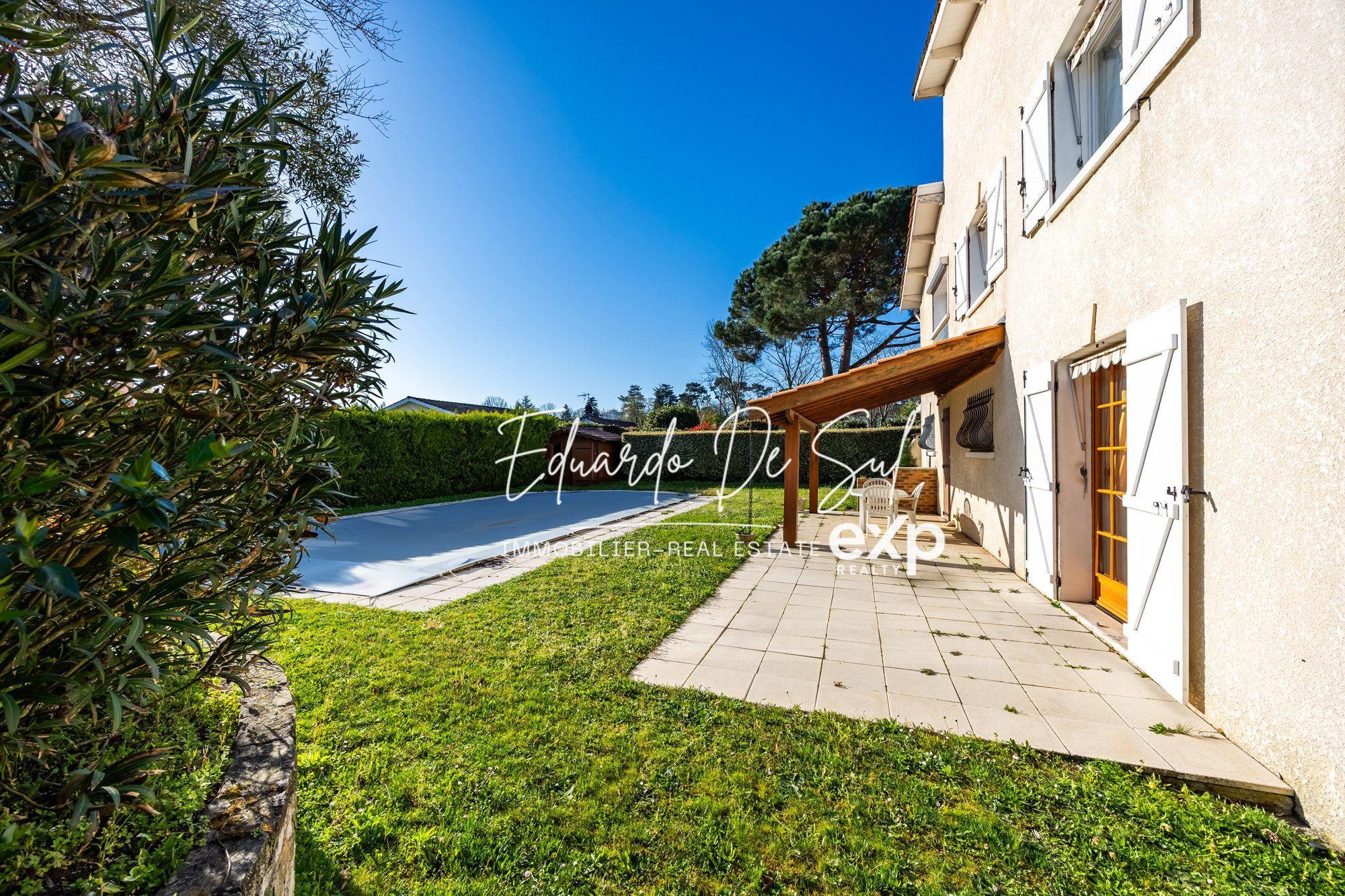 House in Pessac 3