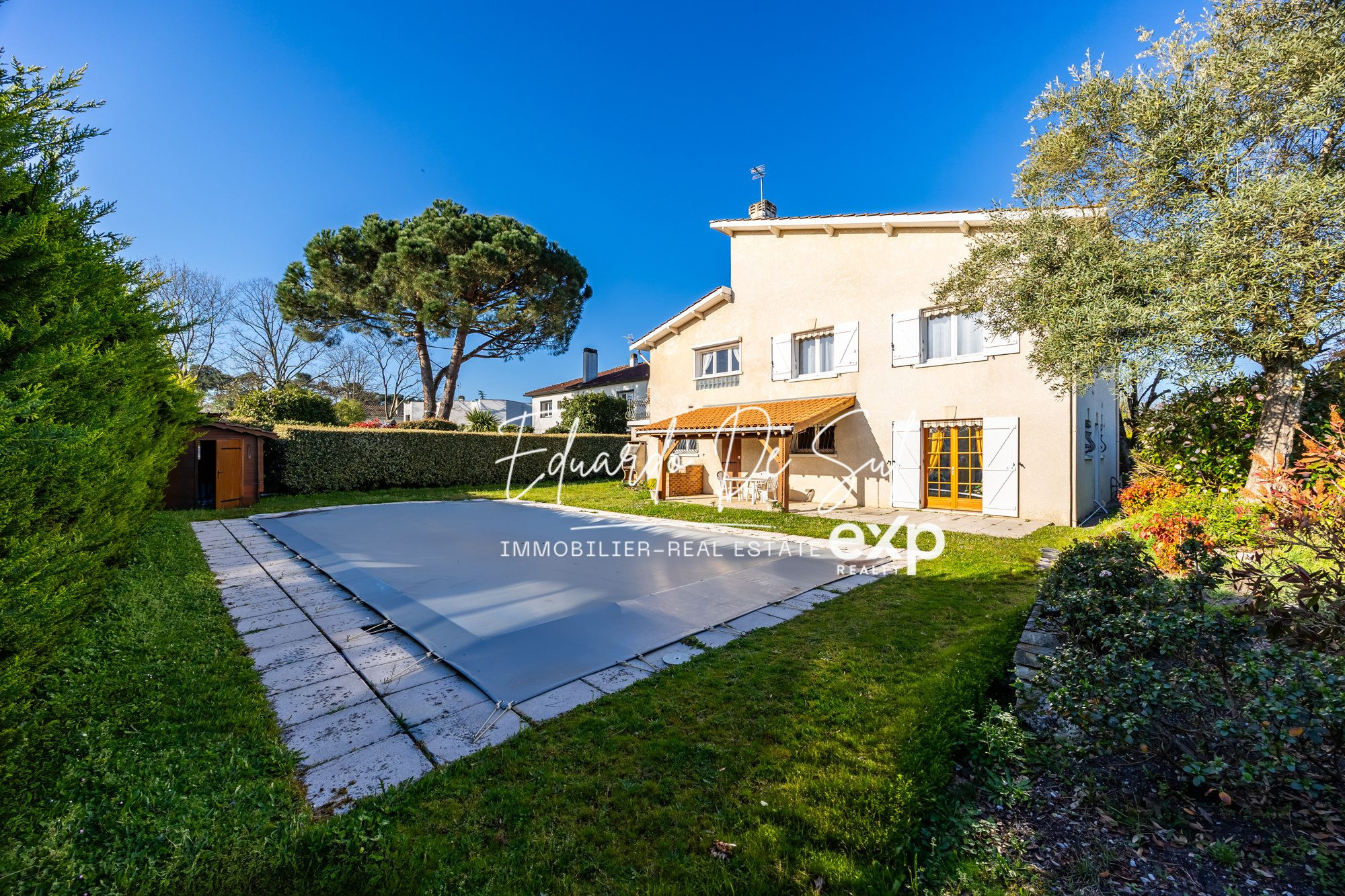 Maison à vendre à Pessac, 226 m²