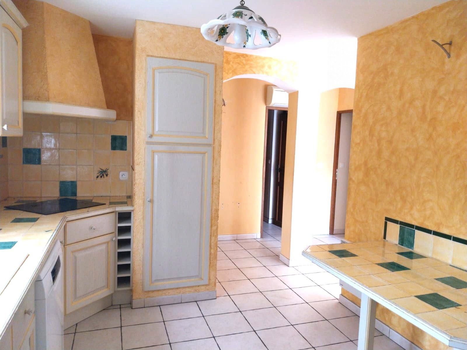 Maison dans Péret