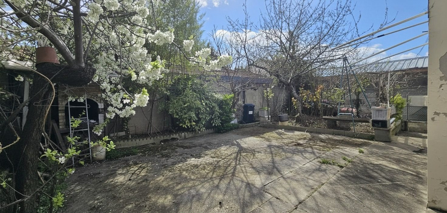 Maison à vendre à Nanterre, 105 m²