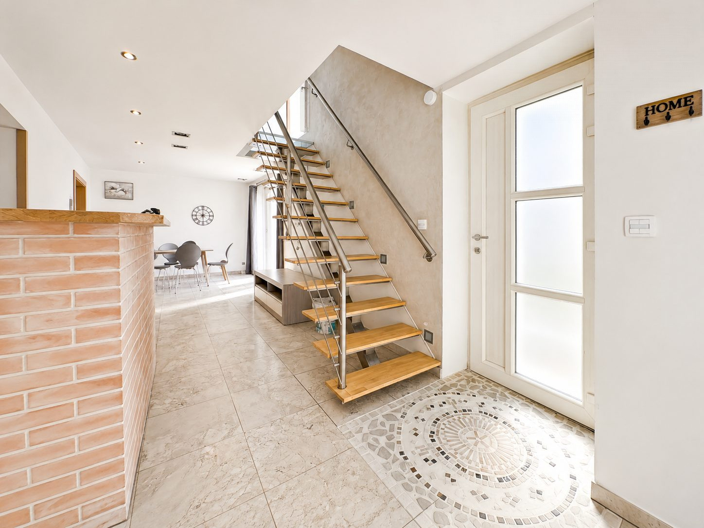 TOWNHOUSE ON RUE NATIONALE WITH PRIVATE PARKING 3
