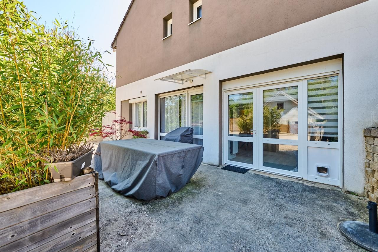 Maison à vendre à Hauteville-lès-Dijon, 101 m²